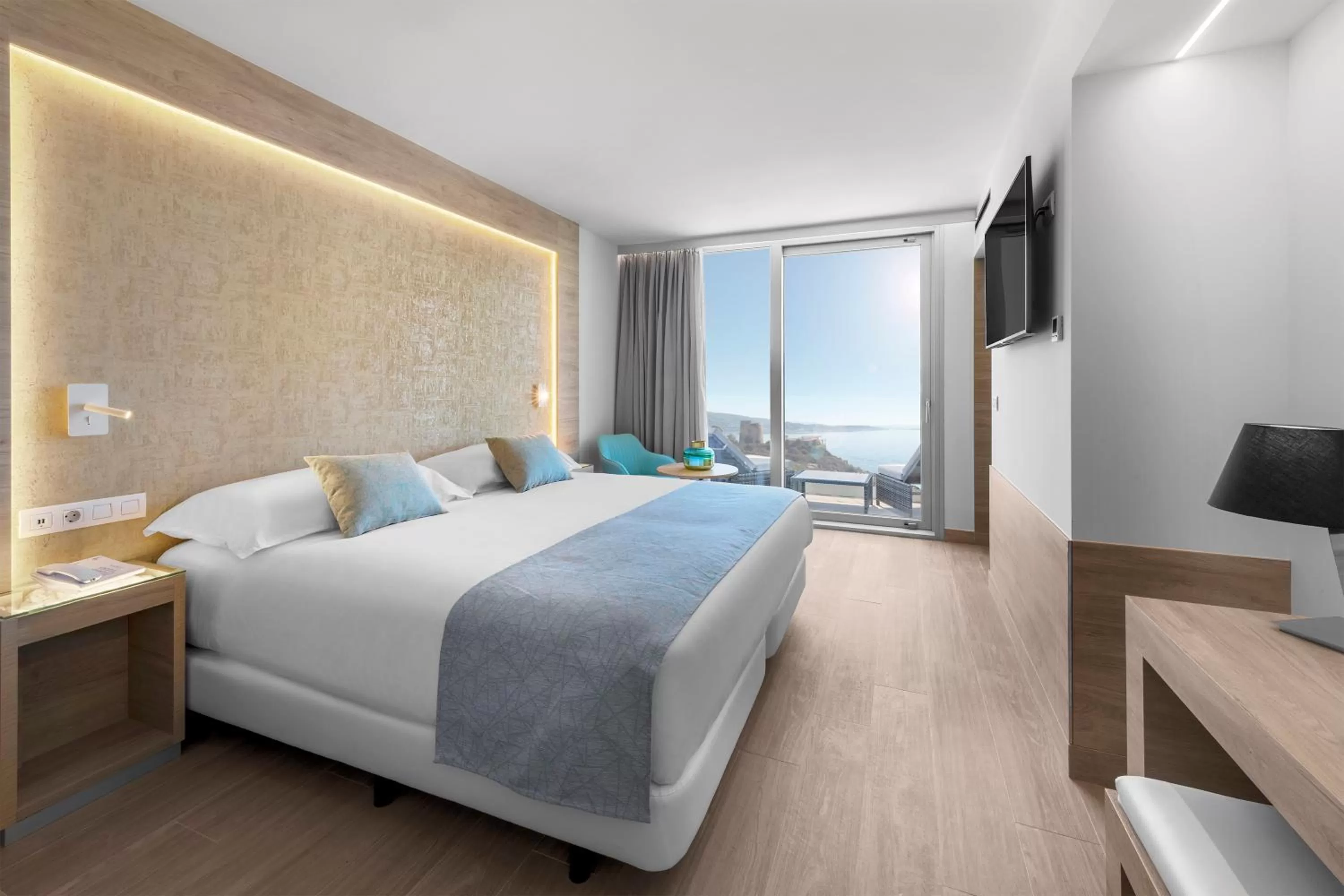 Double Comfort Zeus - Single Use Side Sea View in Elba Sunset Mallorca Thalasso Spa