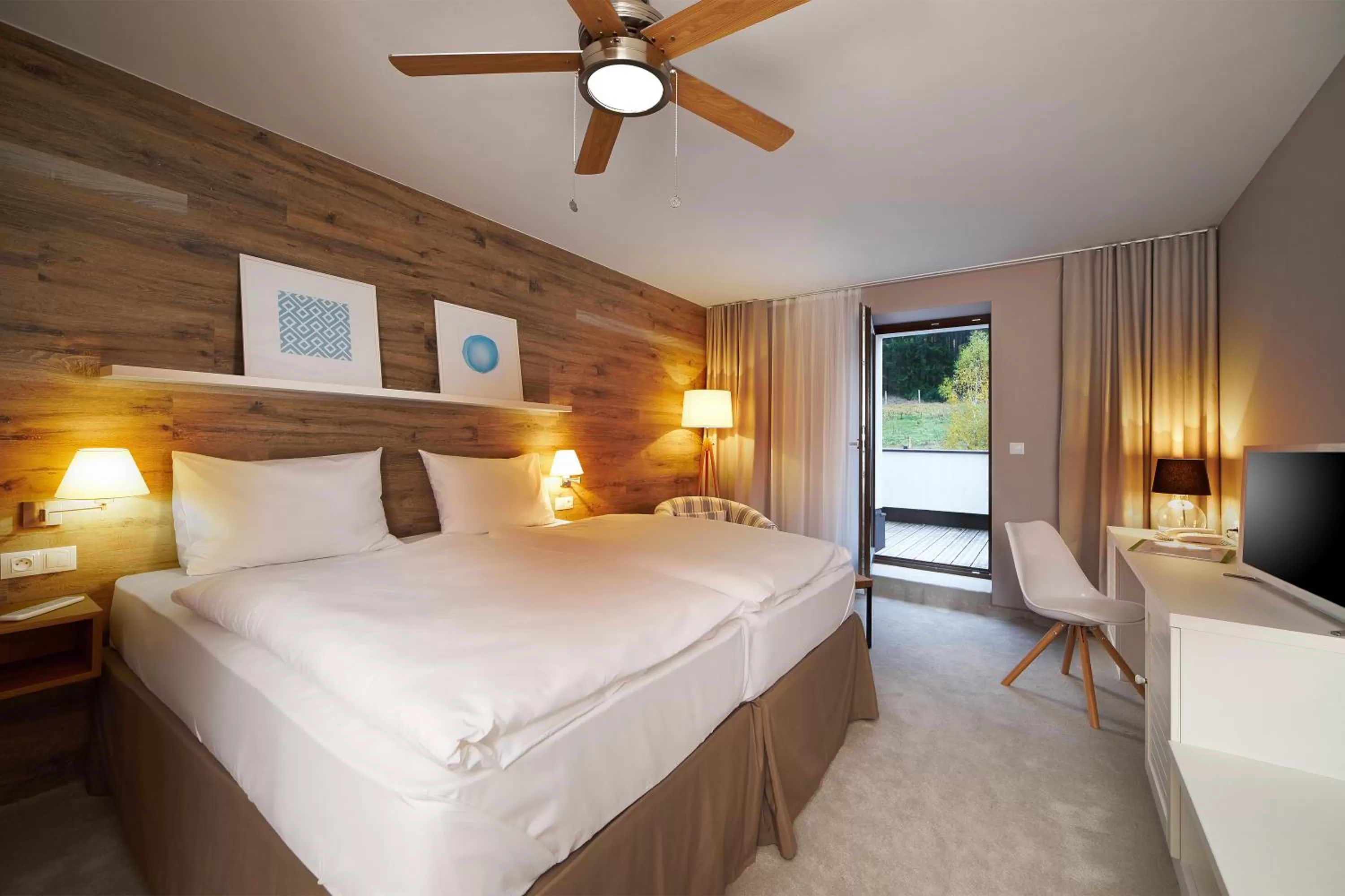 Superior Double Room with Balcony and Forest View in Cihelny Golf & Wellness Resort