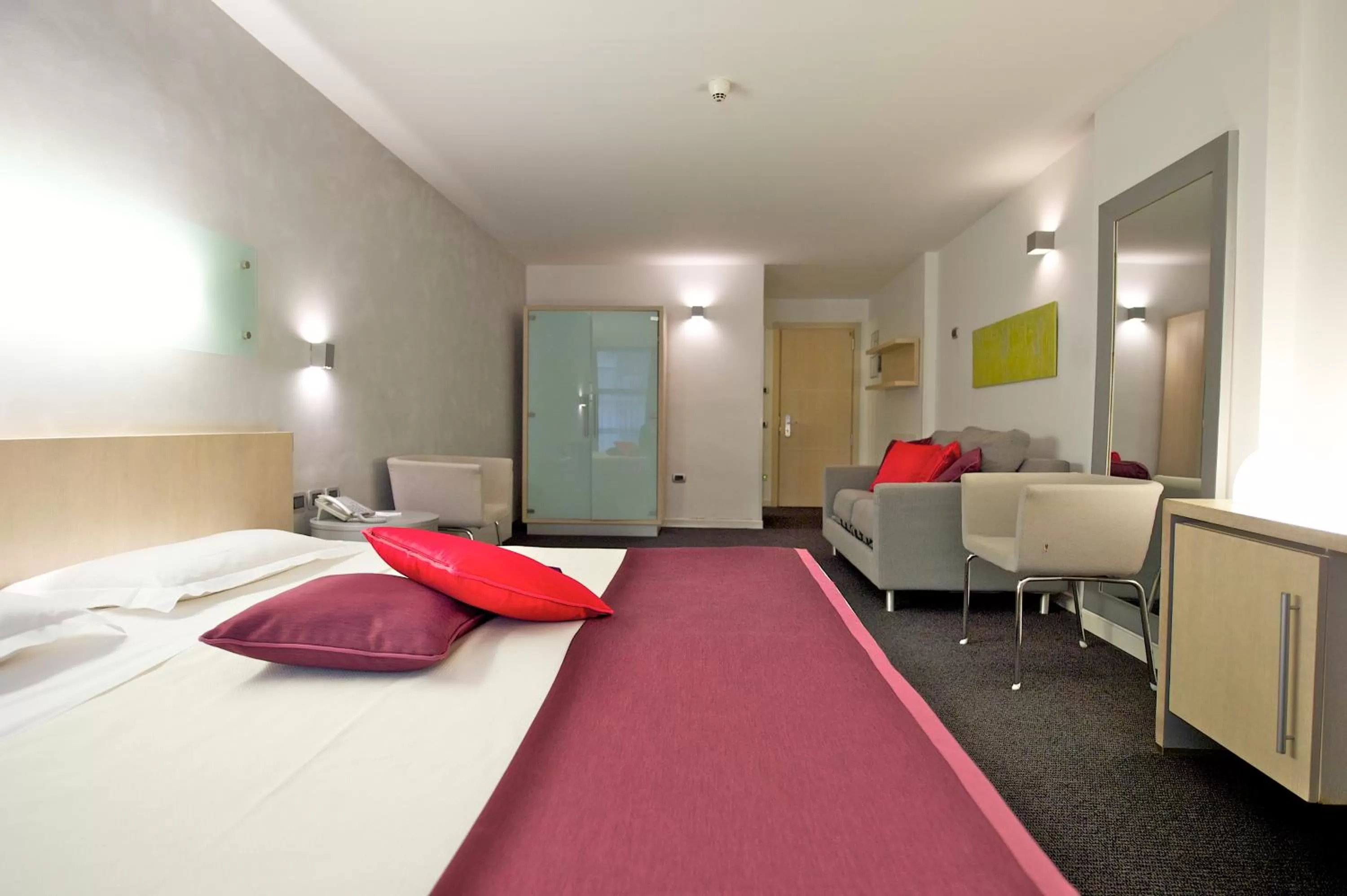 Bedroom, Bed in Mercure Palermo Centro