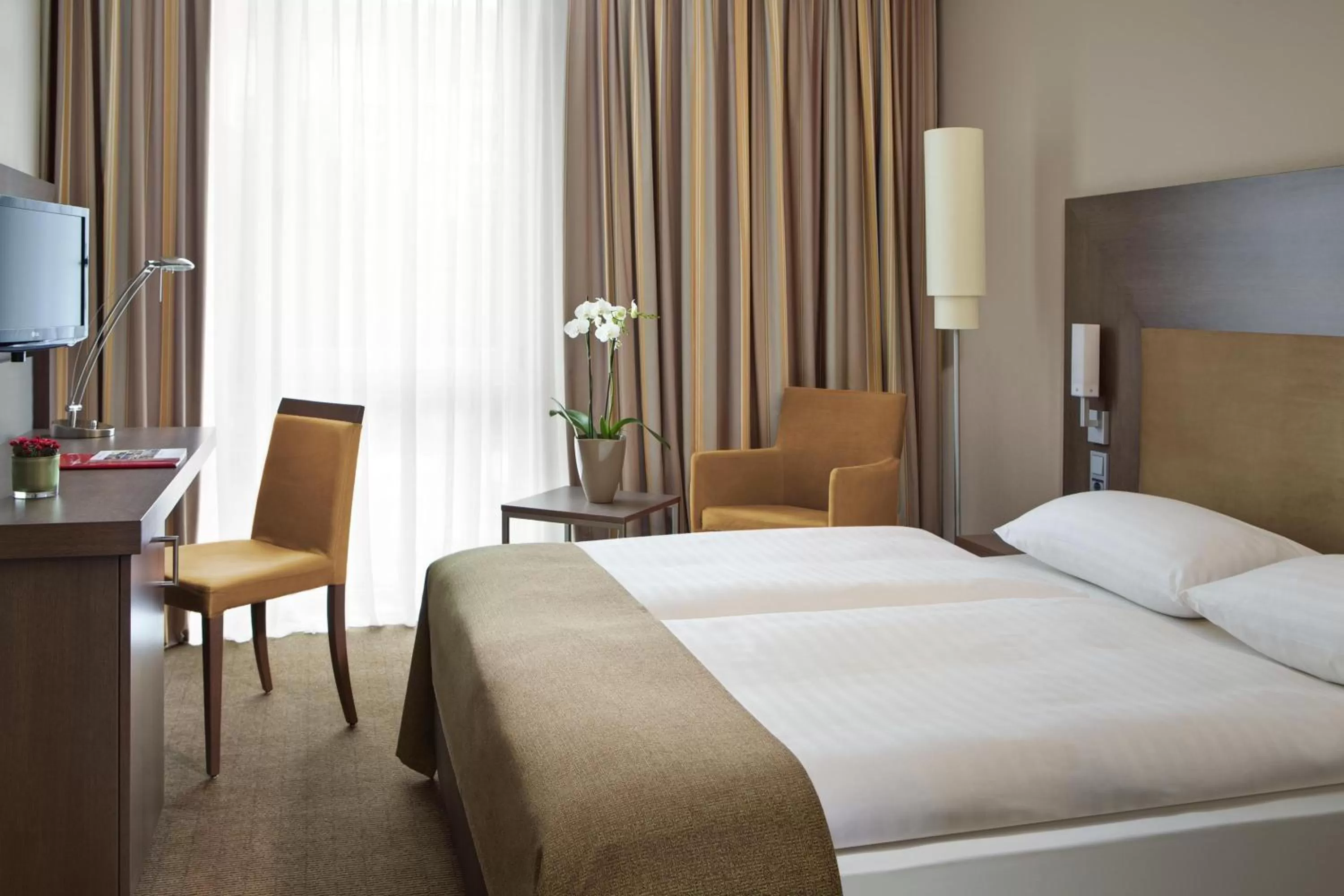 Business Double Room in IntercityHotel Darmstadt