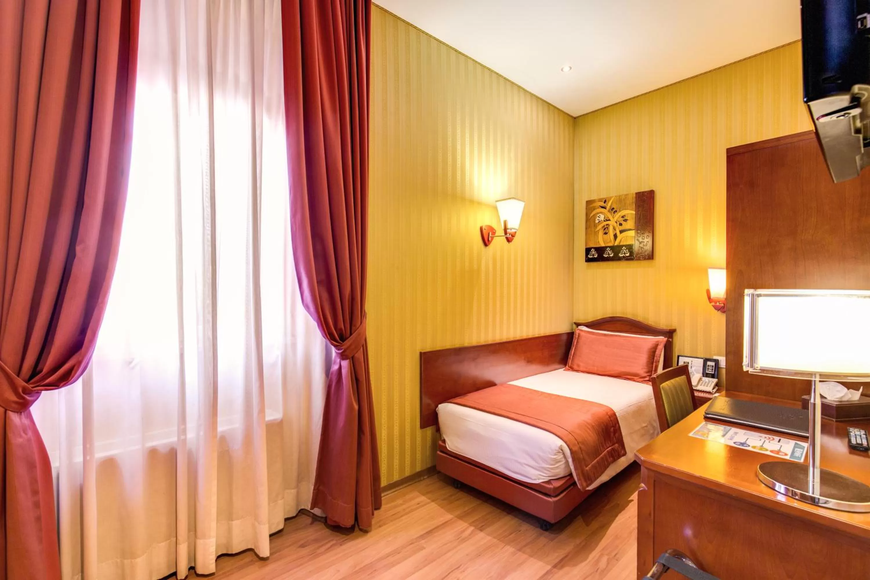 Single Room in Augusta Lucilla Palace