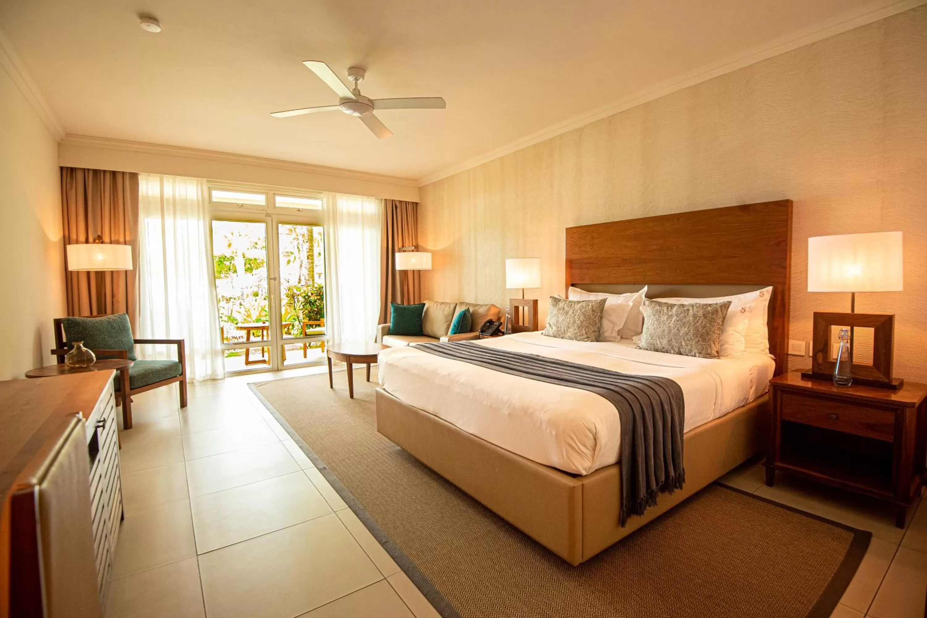 Superior Suite in Sands Suites Resort & Spa