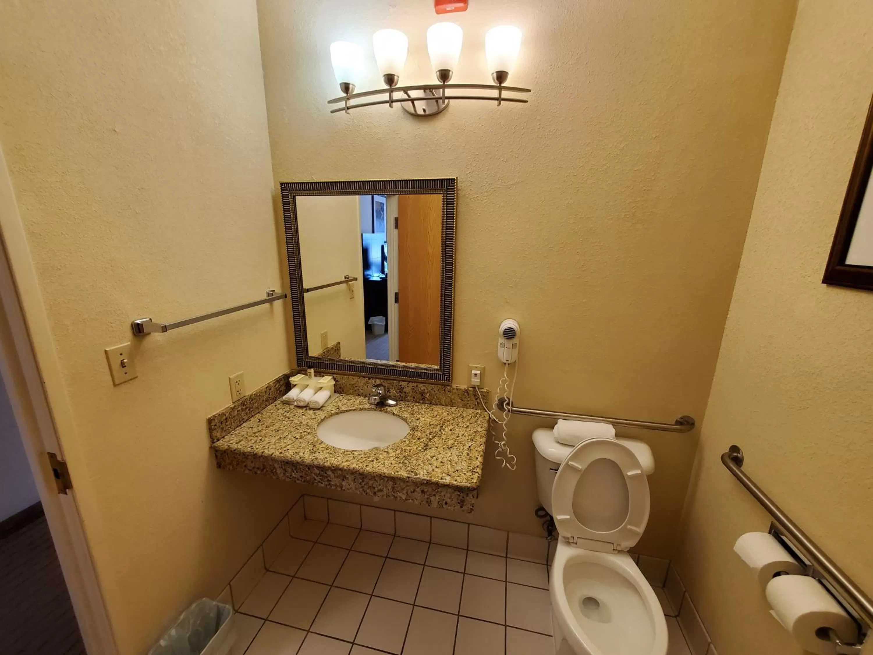 Single Room - single occupancy - Disability Access in The Arc Hotel