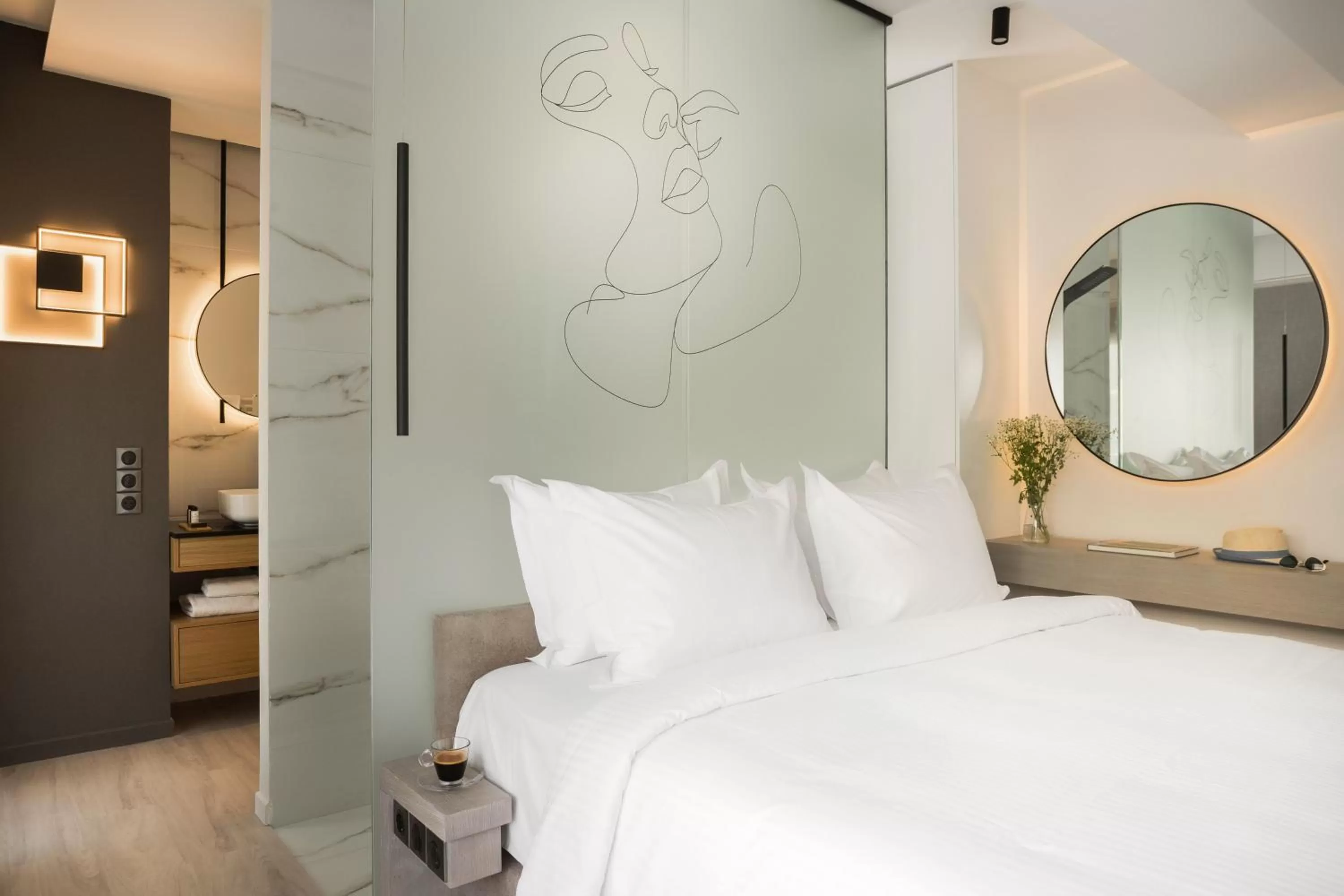 2-Bedroom Deluxe Apartment in LUX&EASY Athens Downtown Apartments