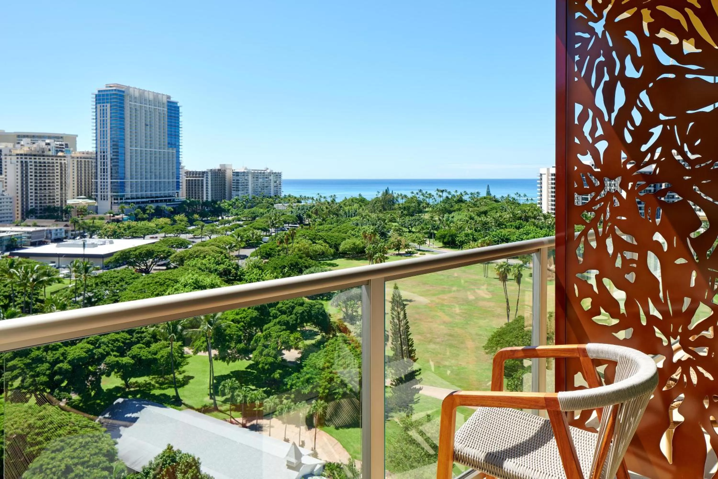 Luana Waikiki Hotel & Suites