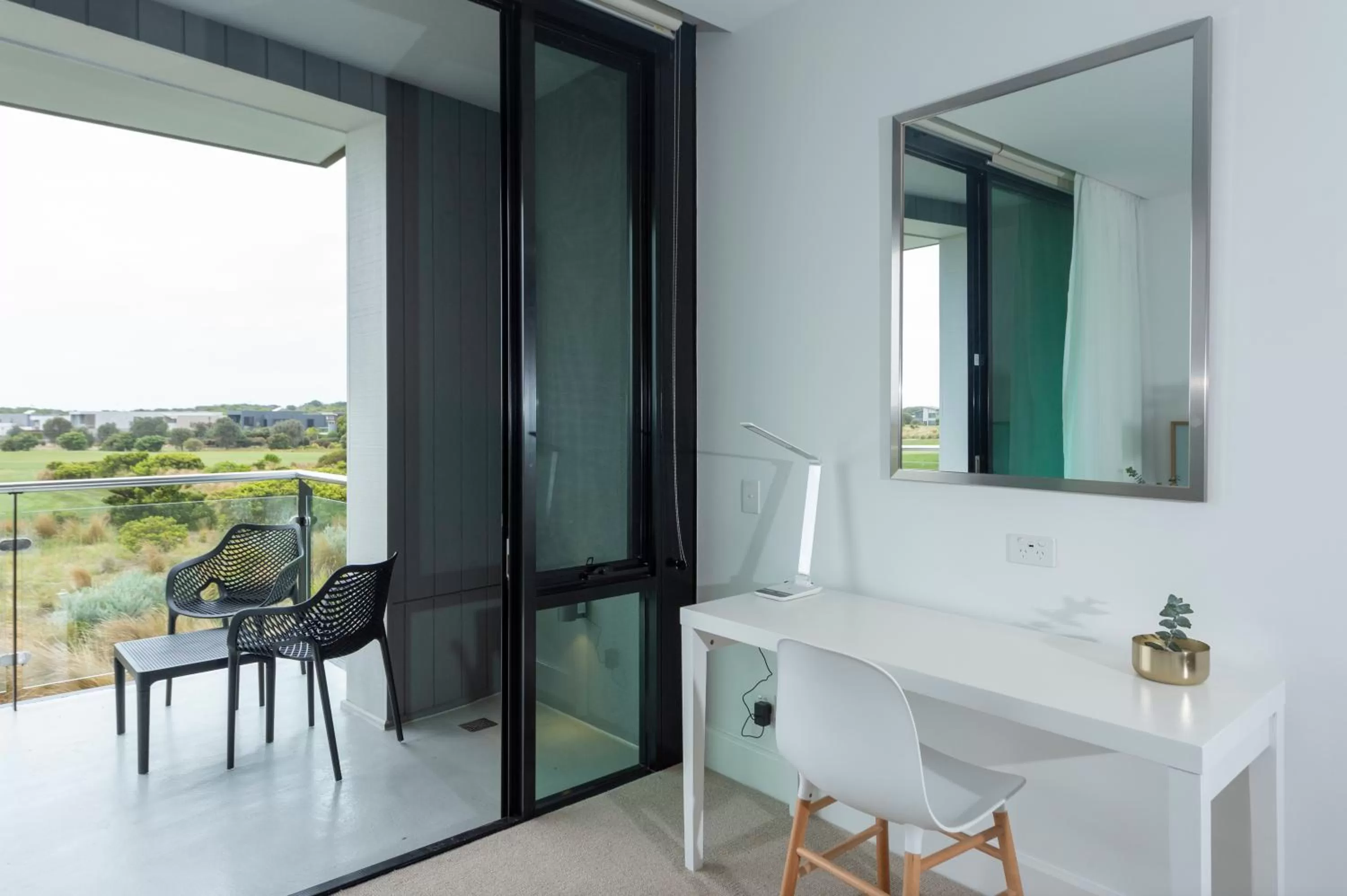 Golf Classic Twin in The Sands Torquay