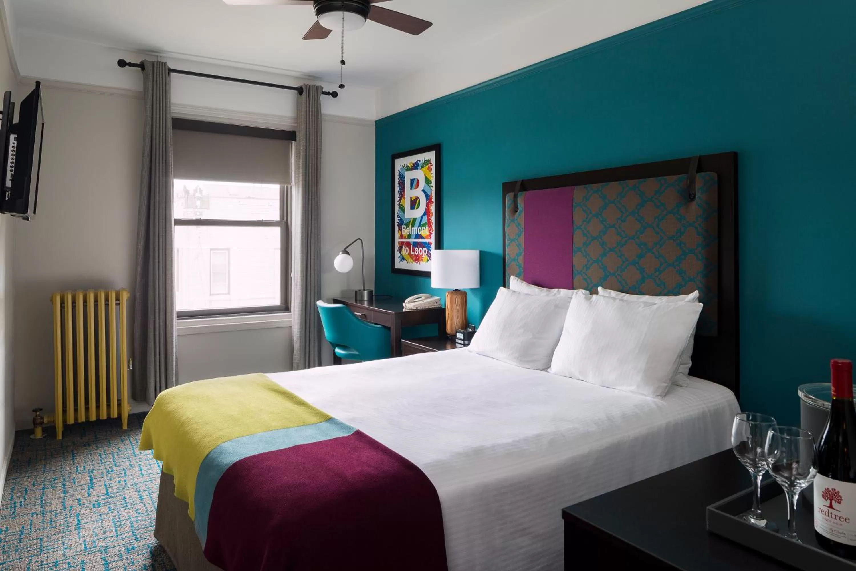 Queen Room in City Suites Hotel