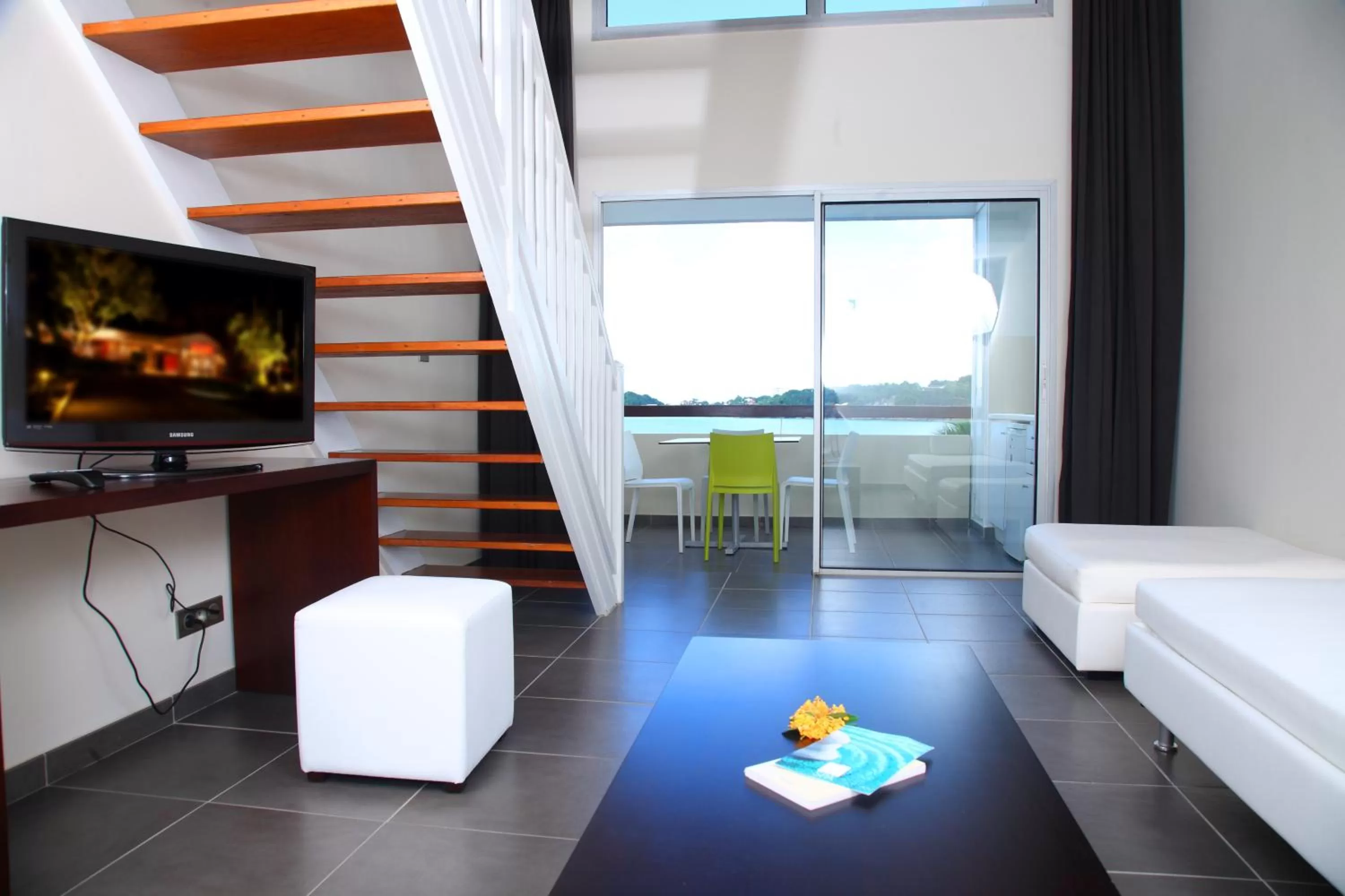 Junior Suite with Terrace in Mahogany Hotel Residence & Spa