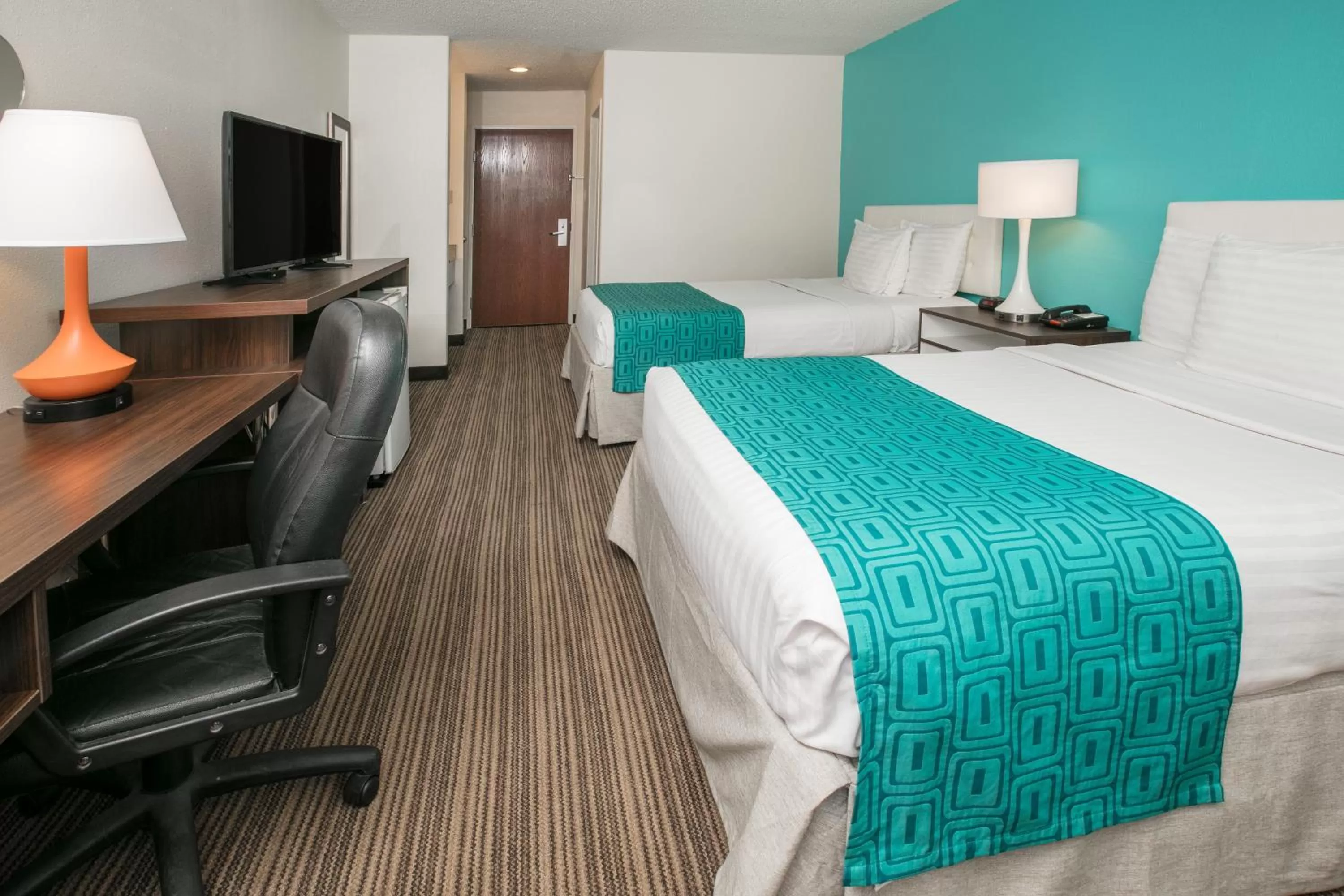Double Room with Two Double Beds - Non-Smoking in Howard Johnson by Wyndham Scott Lafayette
