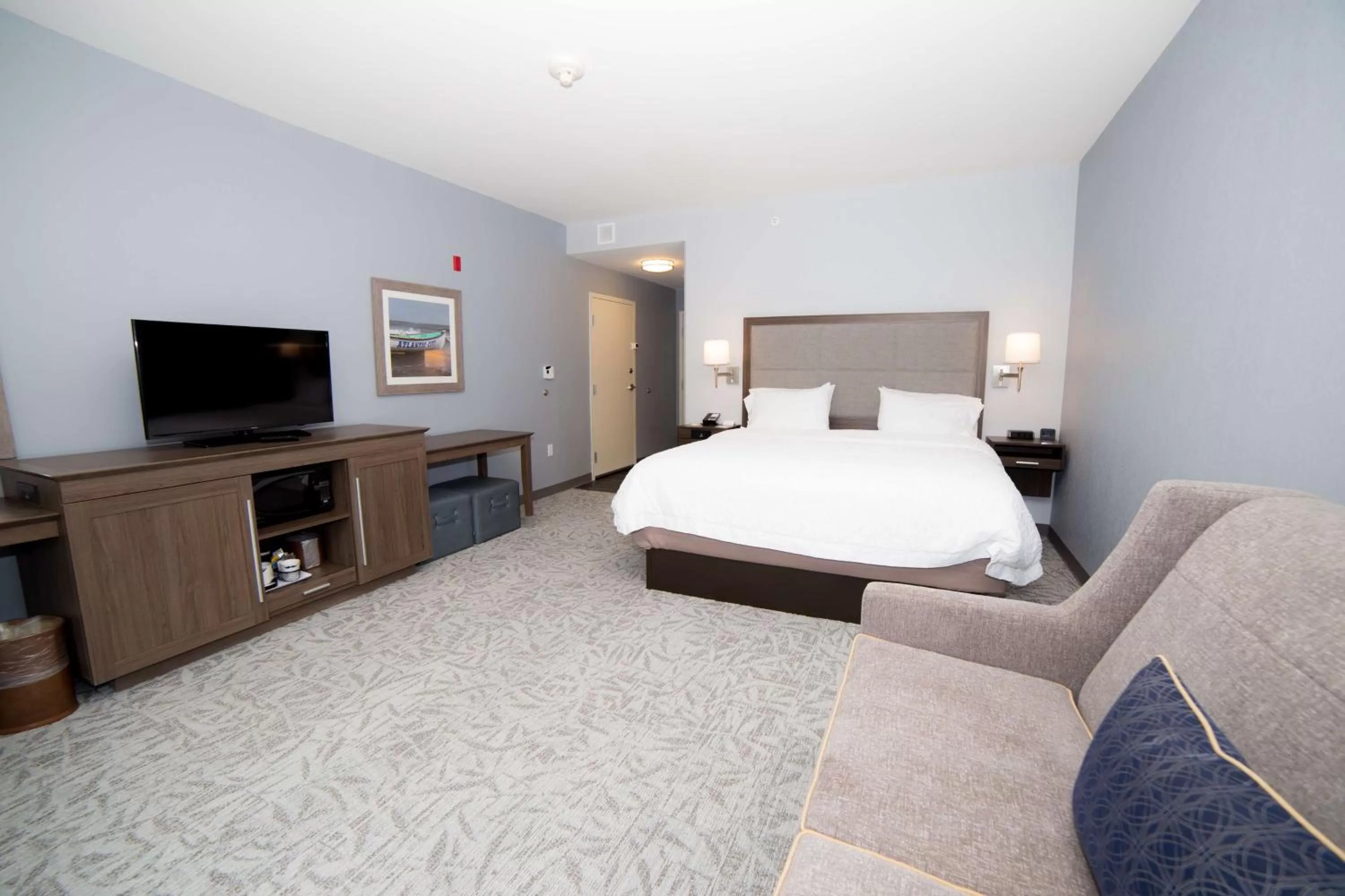 King Room with Sofa Bed - Non-Smoking in Hampton Inn Atlantic City/Absecon, NJ