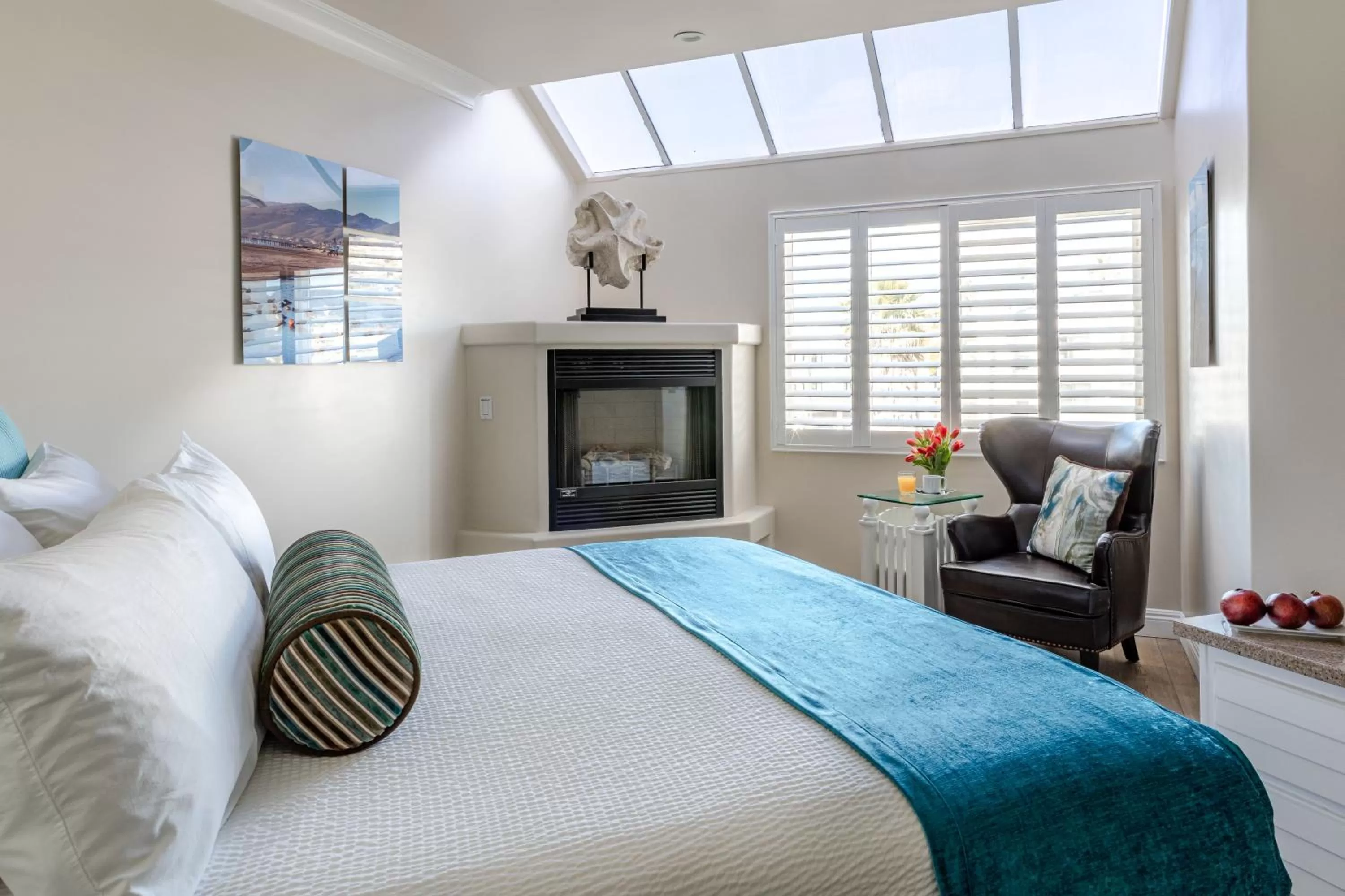 King Room with Fireplace - No Hot Tub in SeaVenture Beach Hotel