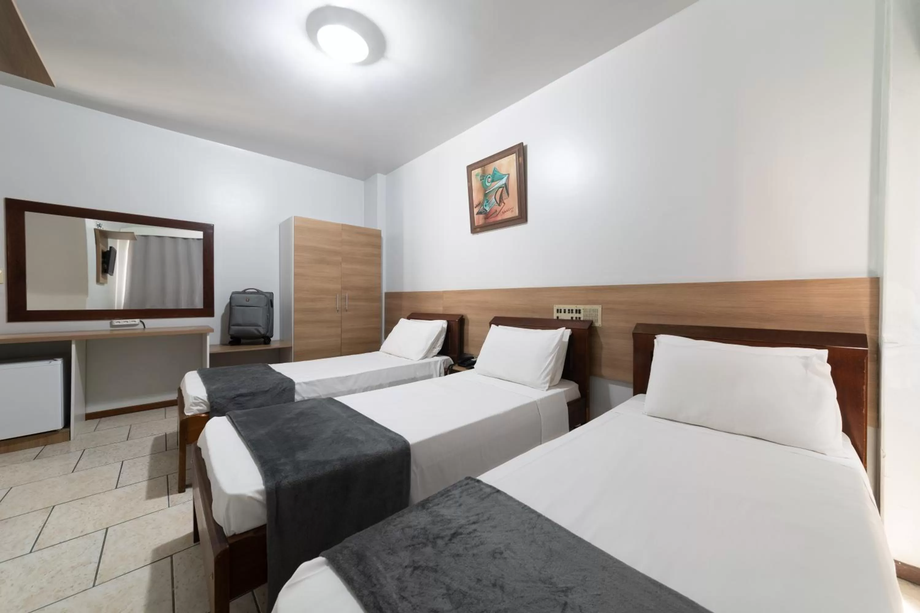 Standard Triple Room with 3 Single Bad in Lumar Hotel