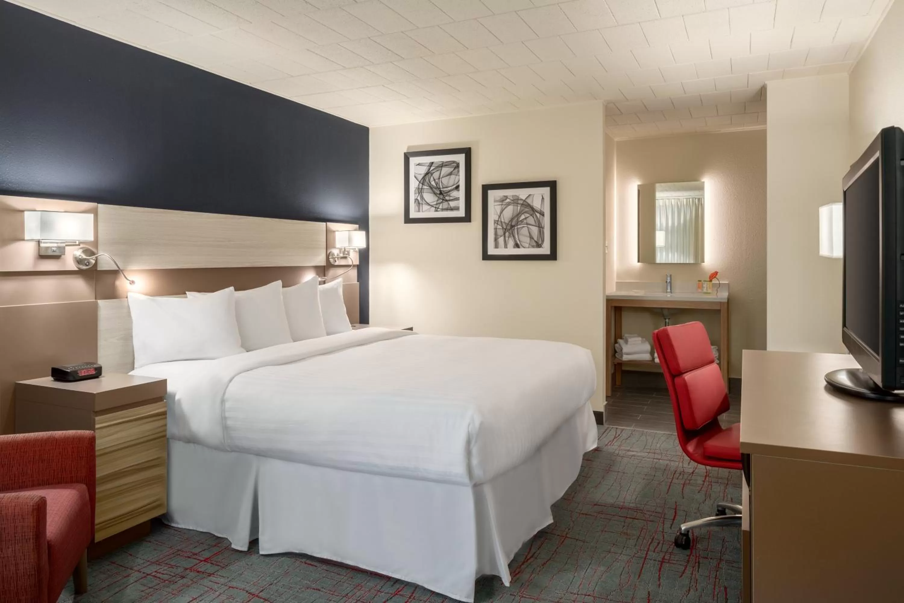 King Room - Non-Smoking in Ramada by Wyndham Indiana