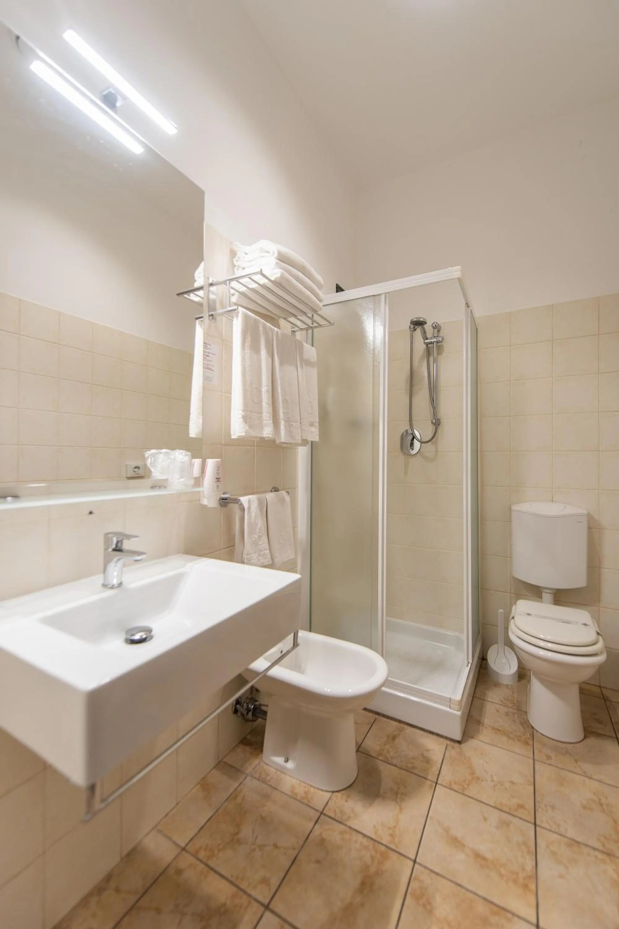 Twin Room - single occupancy in Best Quality Hotel Dock Milano