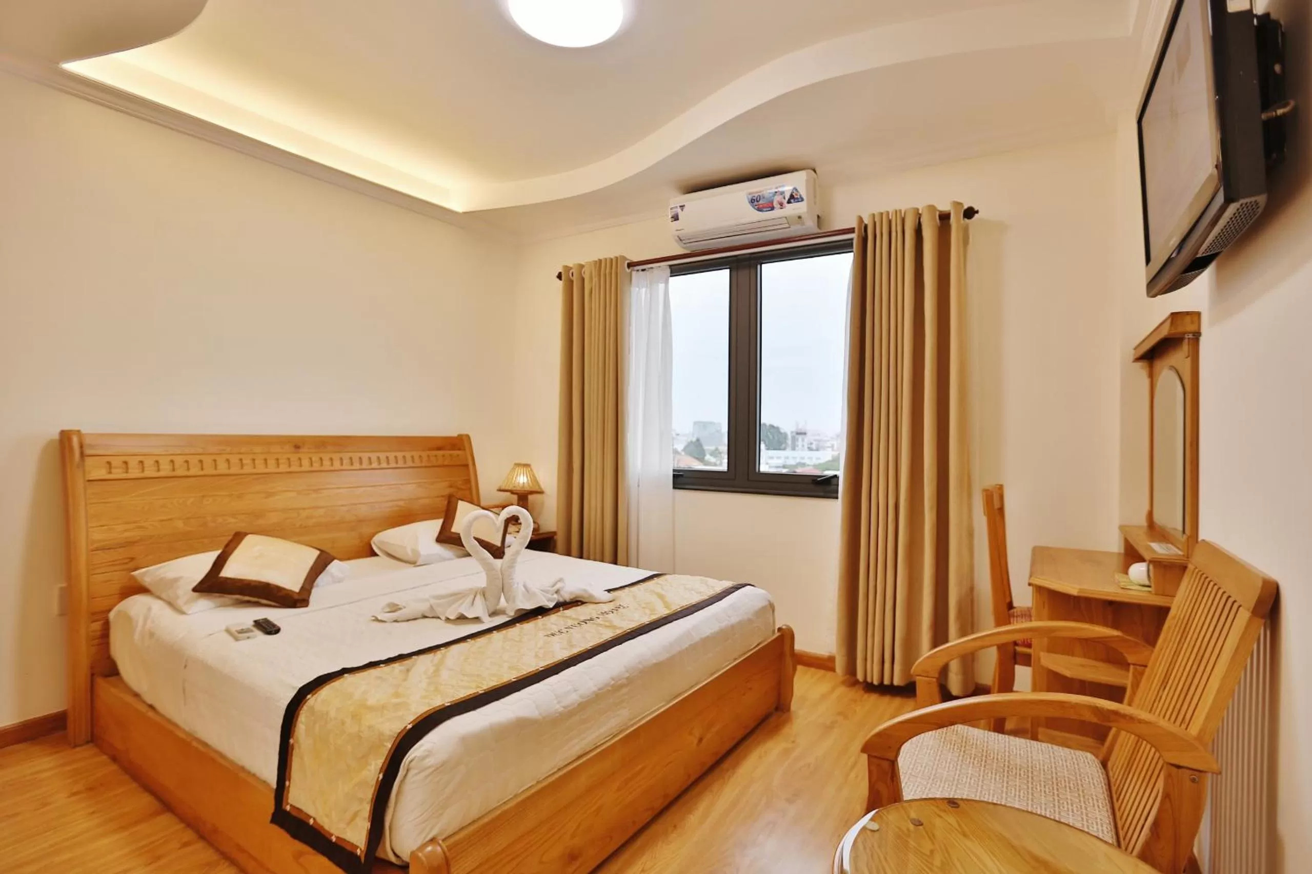 Superior Double Room in Duc Vuong Saigon Hotel - Cao Thang
