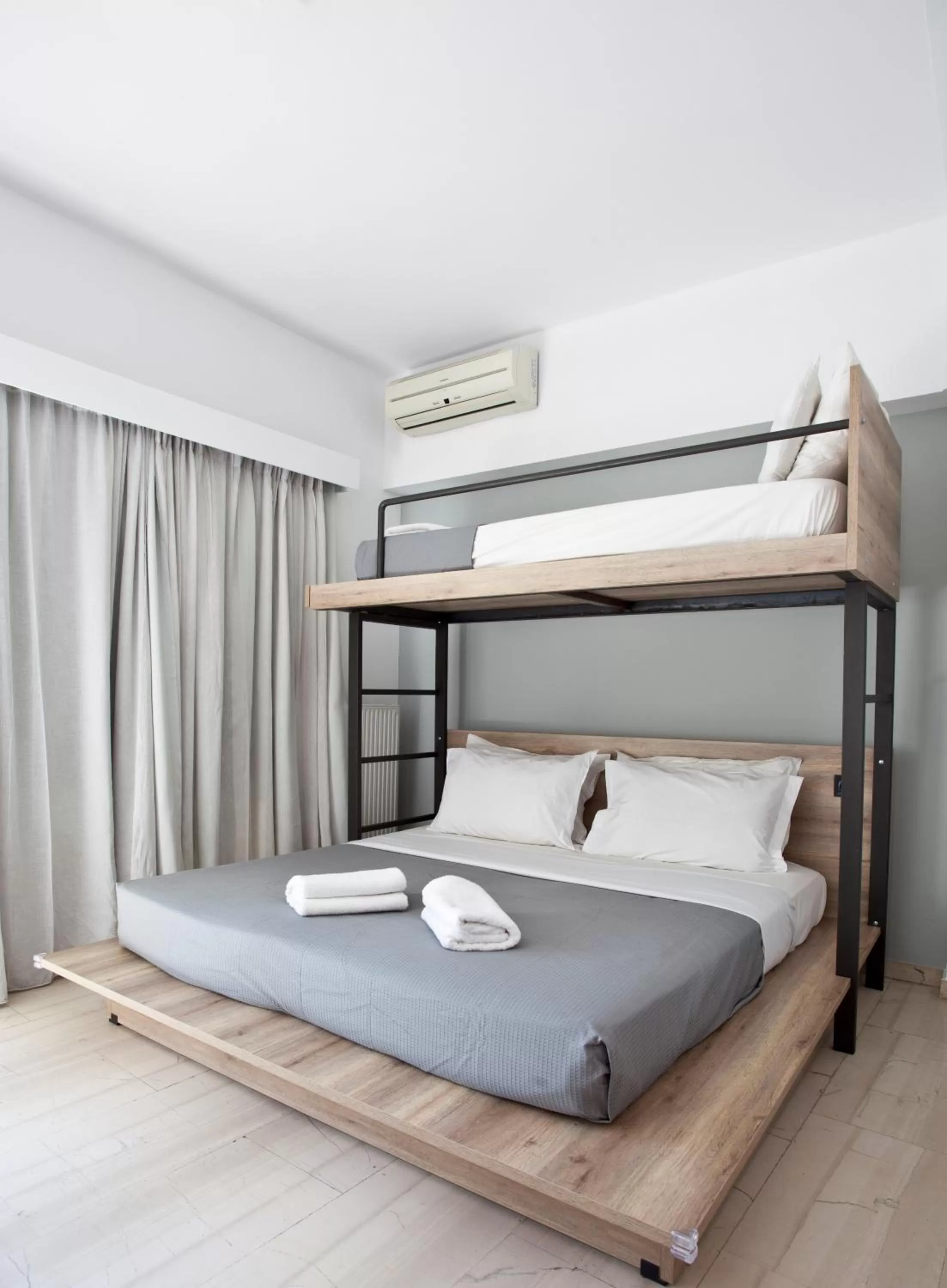 Standard Family Room in Athens Studios