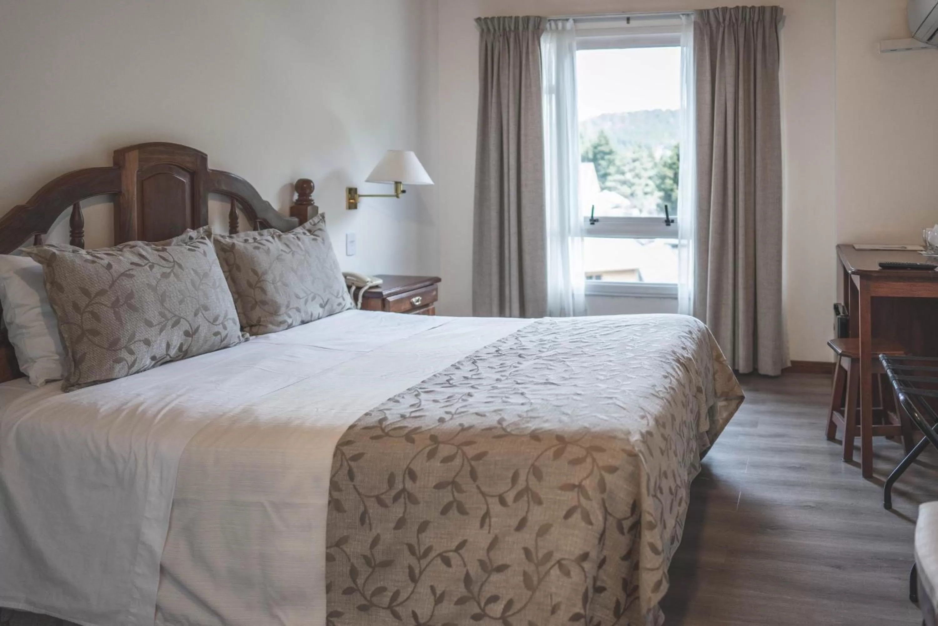 Standard Double Room in Patagonia Plaza Hotel