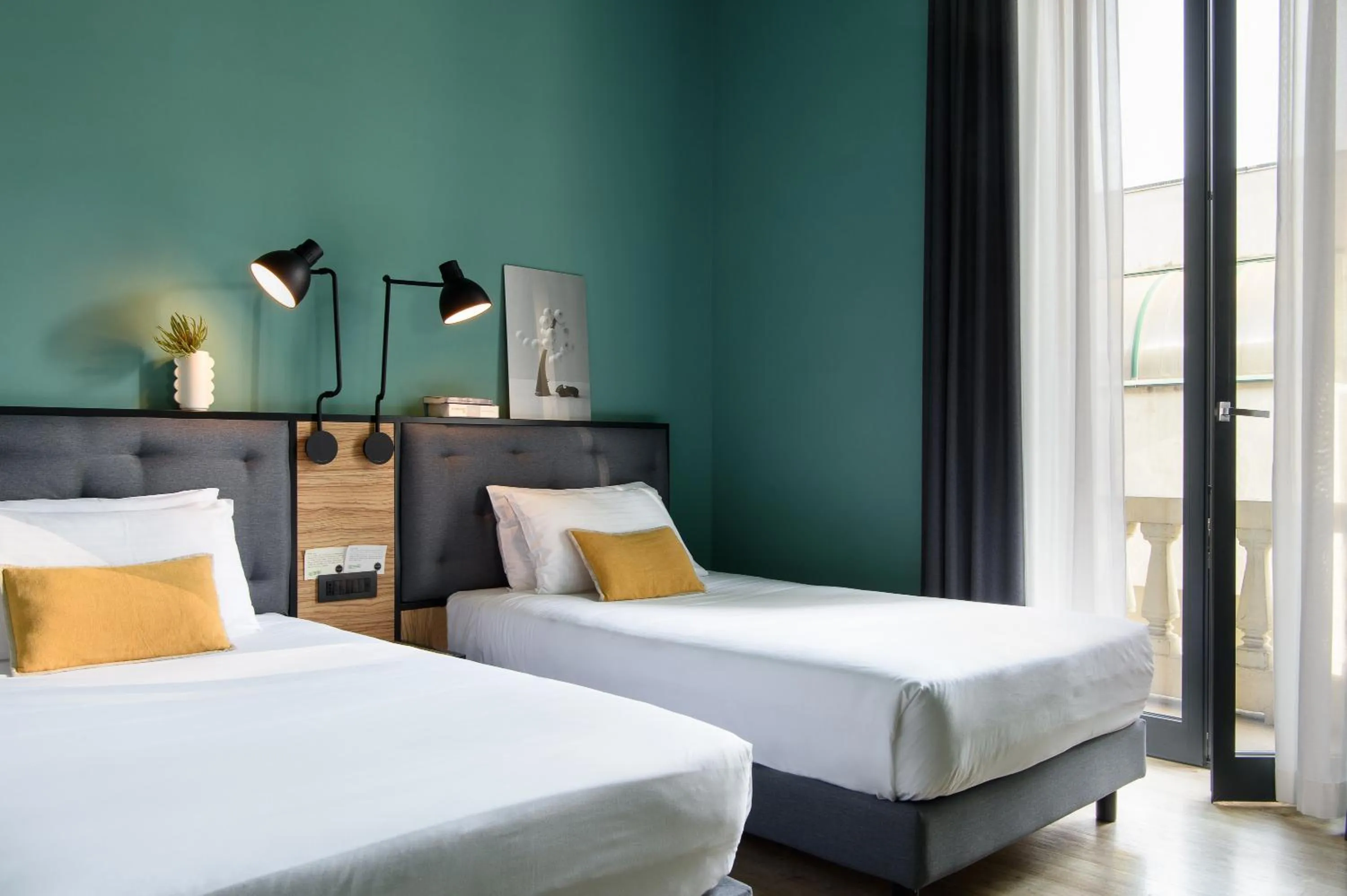 Superior Twin Room in The Poet Hotel