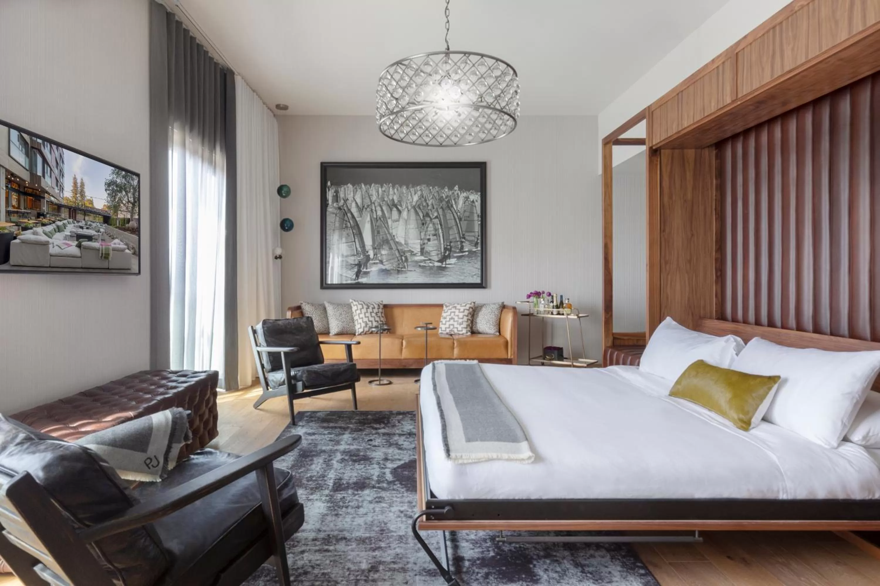 Superior King Suite in Park James