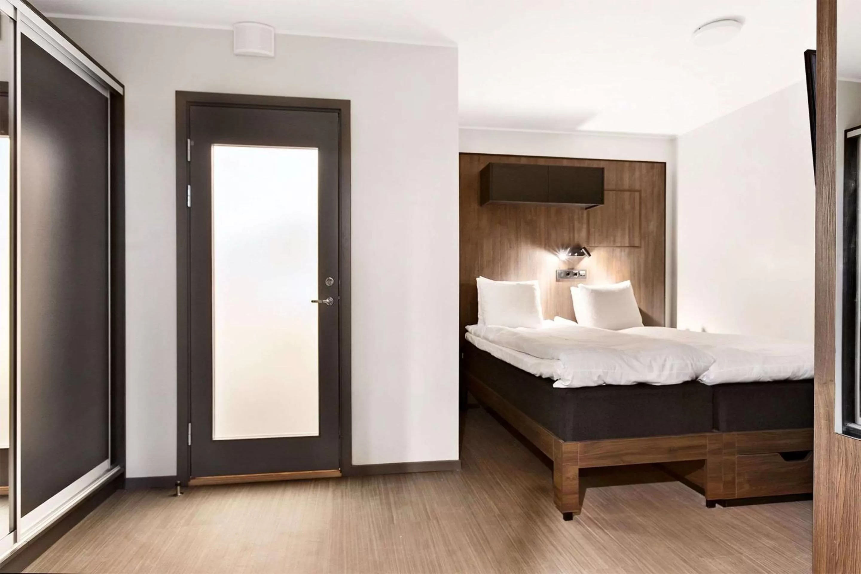 Standard Twin Room - no window in Sure Hotel Studio by Best Western Bromma