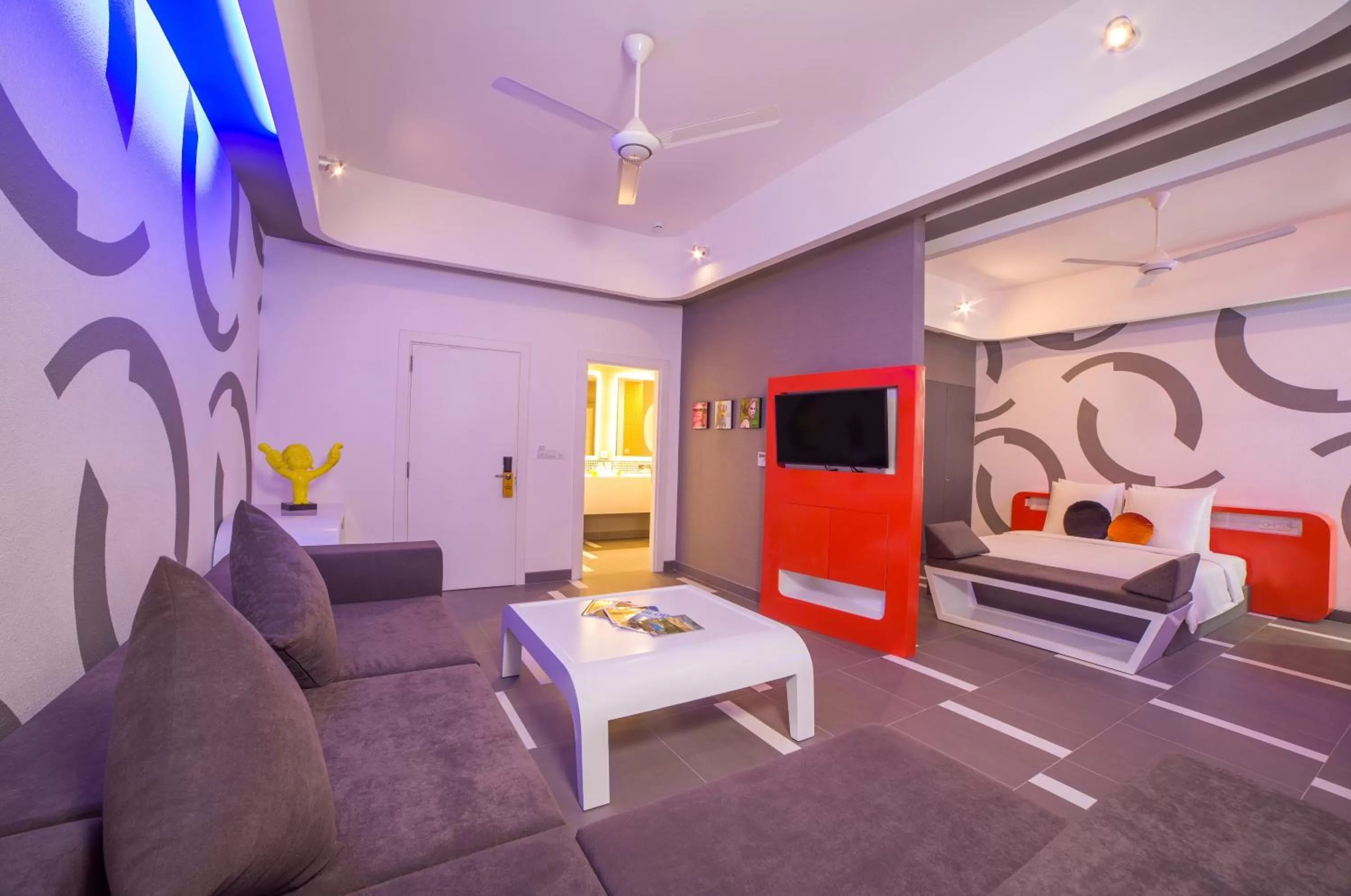 Suite King Bed - single occupancy - No Balcony in SUN & MOON, Urban Hotel