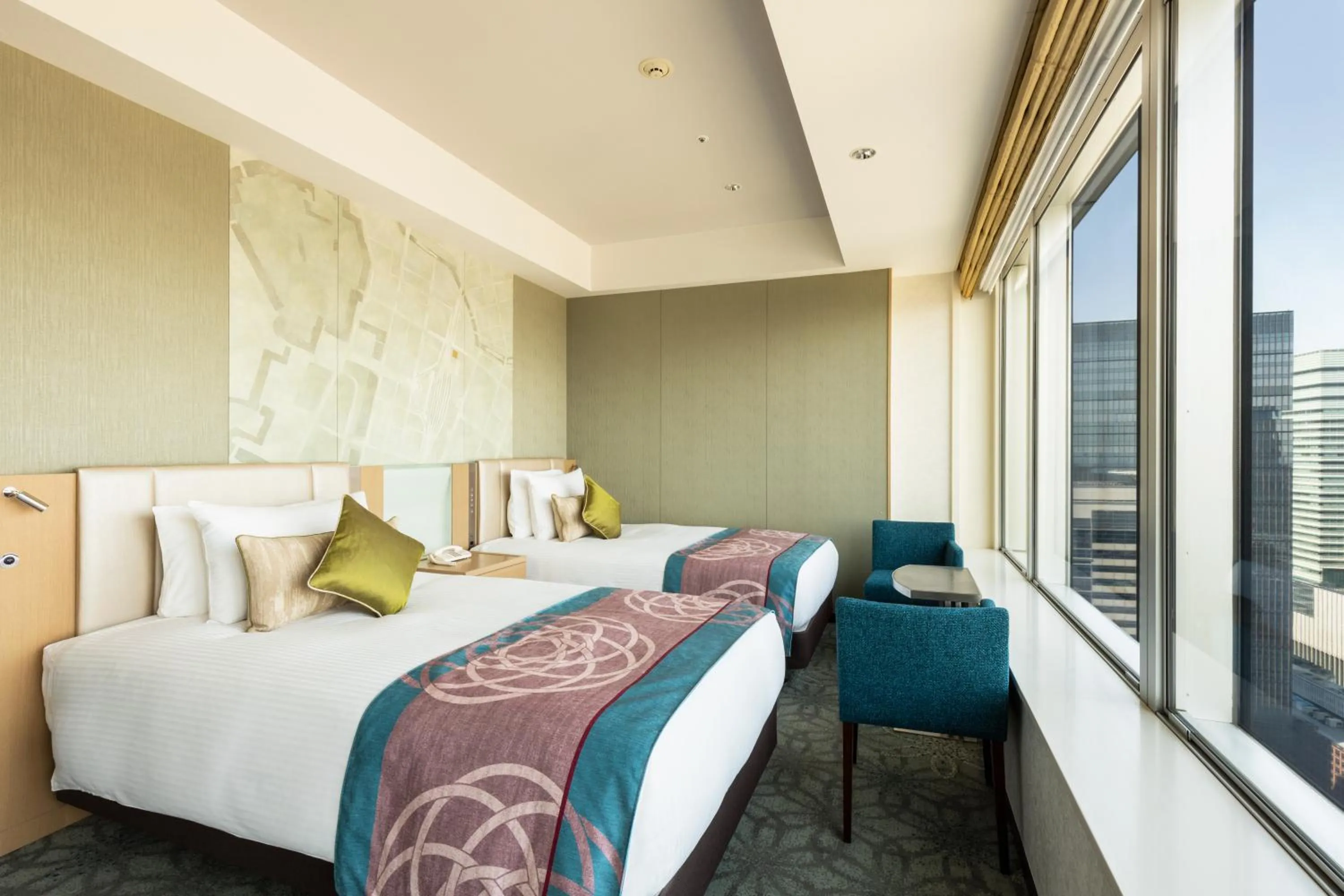 Twin Room with City View in Hotel Metropolitan Tokyo Marunouchi