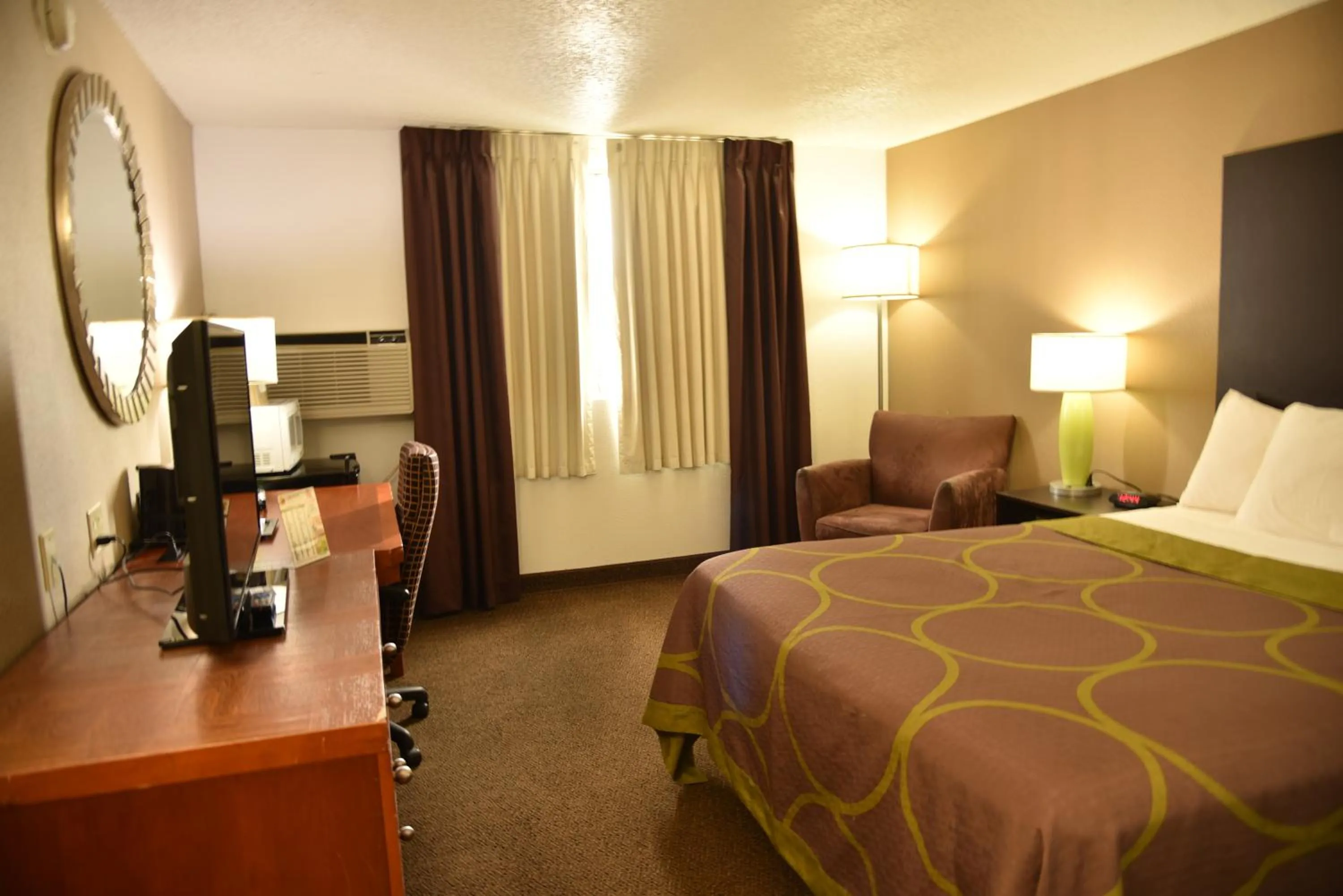 Deluxe King Room - Non-Smoking in Super 8 by Wyndham Rapid City Rushmore Rd