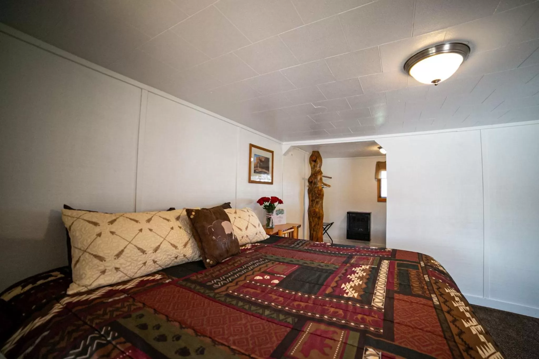 King Suite in Chinook Winds Lodge