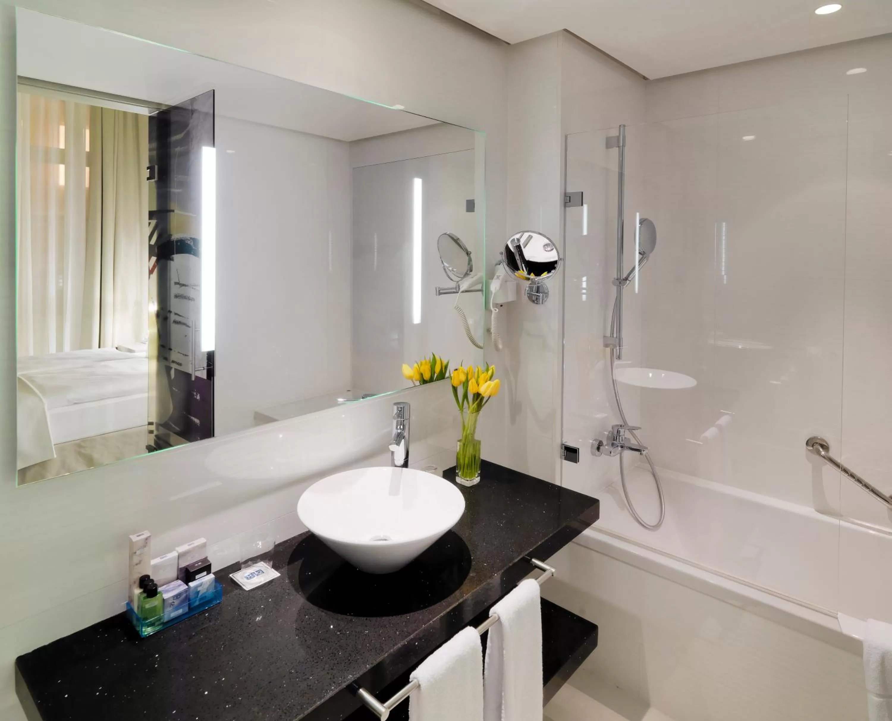 Duplex Loft (4 Adults) in H10 Berlin Ku'damm