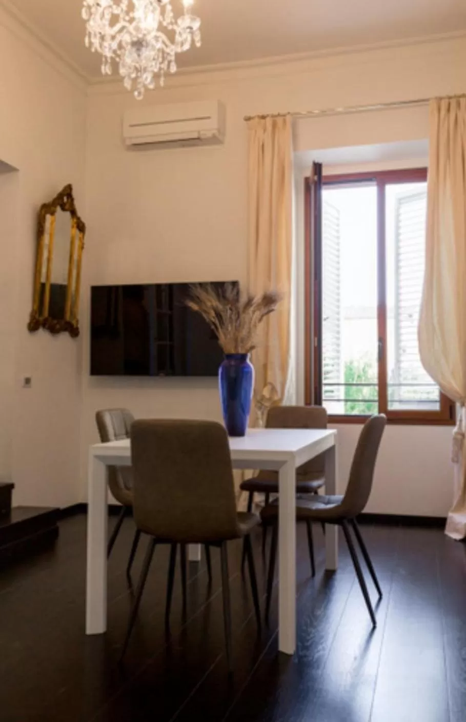 King Suite - single occupancy in Borgo Pinti Suites Le Stanze dei Nobili