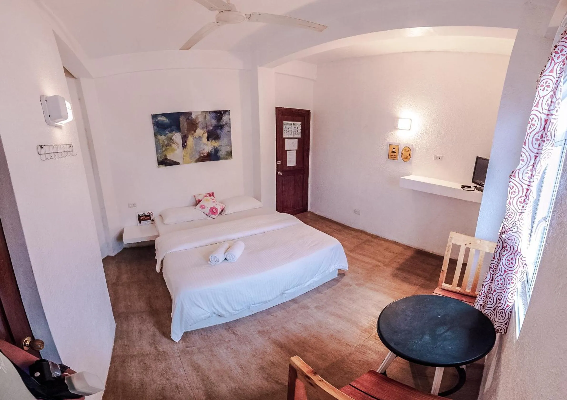 Deluxe Room in Sea Horse Guest House