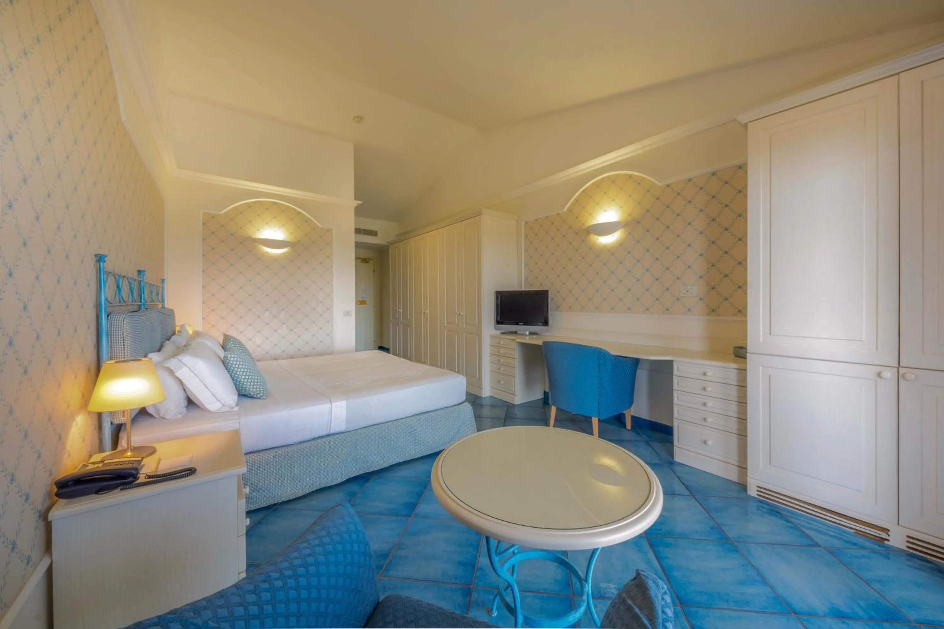 Triple Room in Hotel Santa Gilla