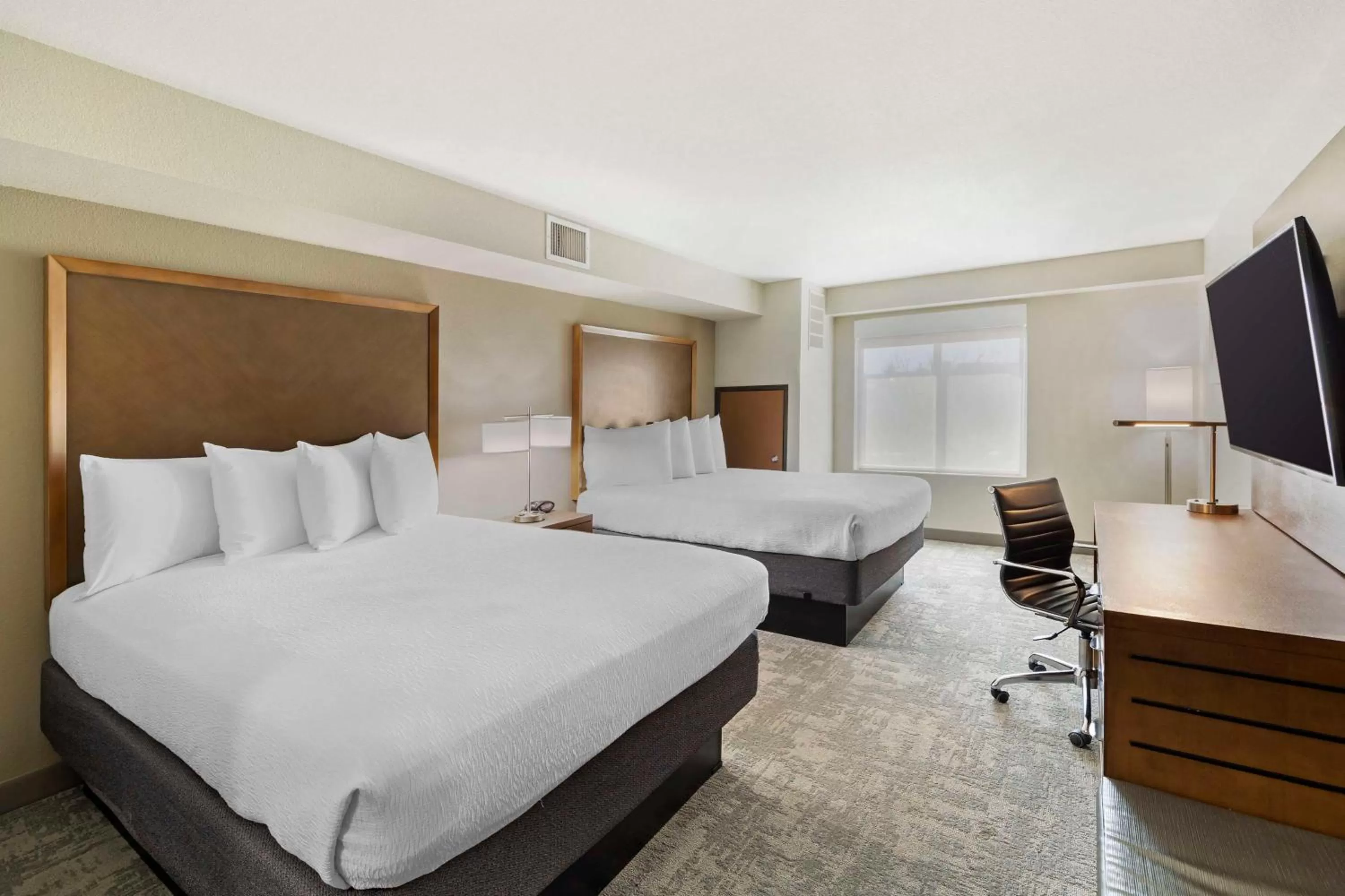 Queen Room with Two Queen Beds and Walk-In Shower - Disability Access/Non-Smoking in Best Western Plus Henderson Hotel