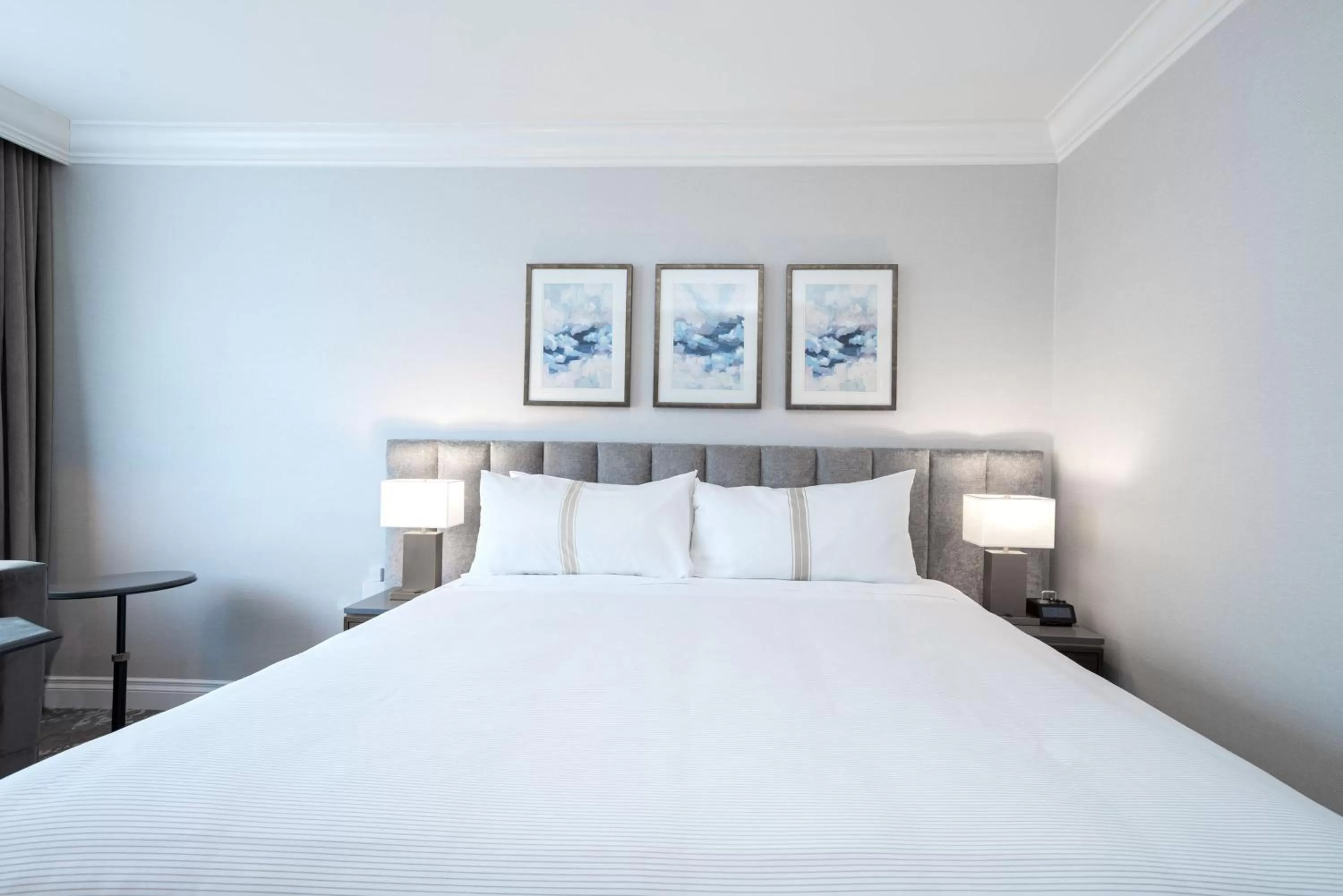 Premium Room, 1 King Bed in The Sutton Place Hotel Vancouver