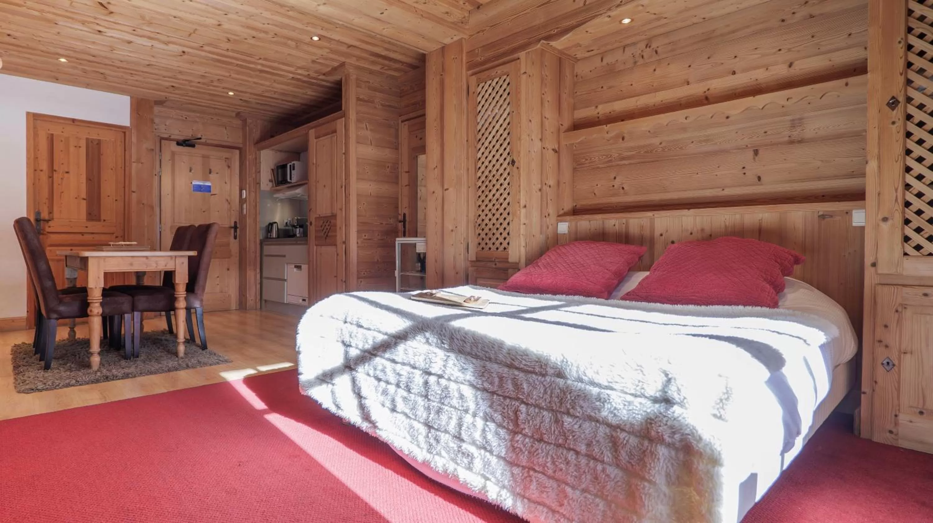 Studio with Terrace - single occupancy in Hôtel Le Labrador