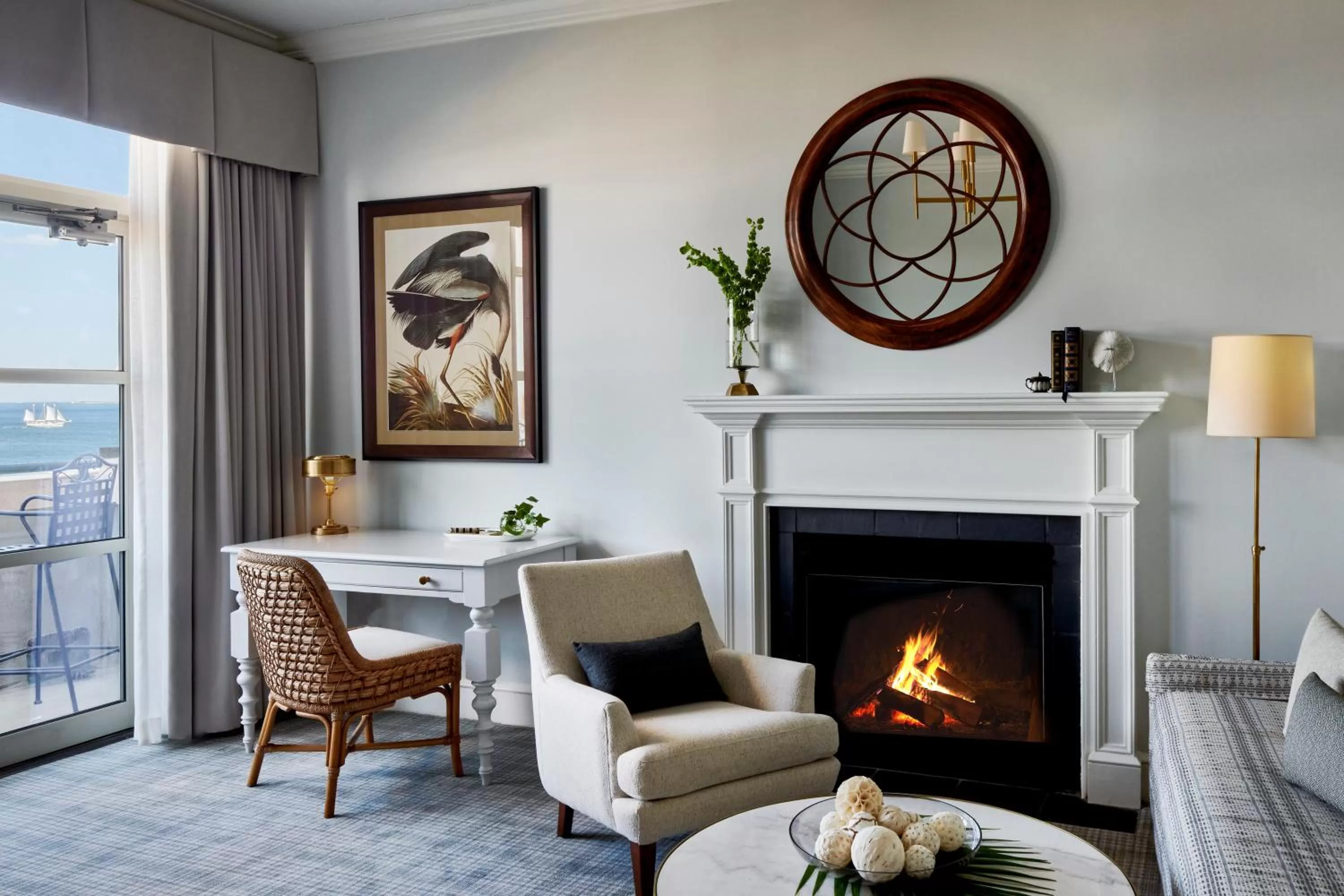 King Suite with Balcony in Harbourview Inn