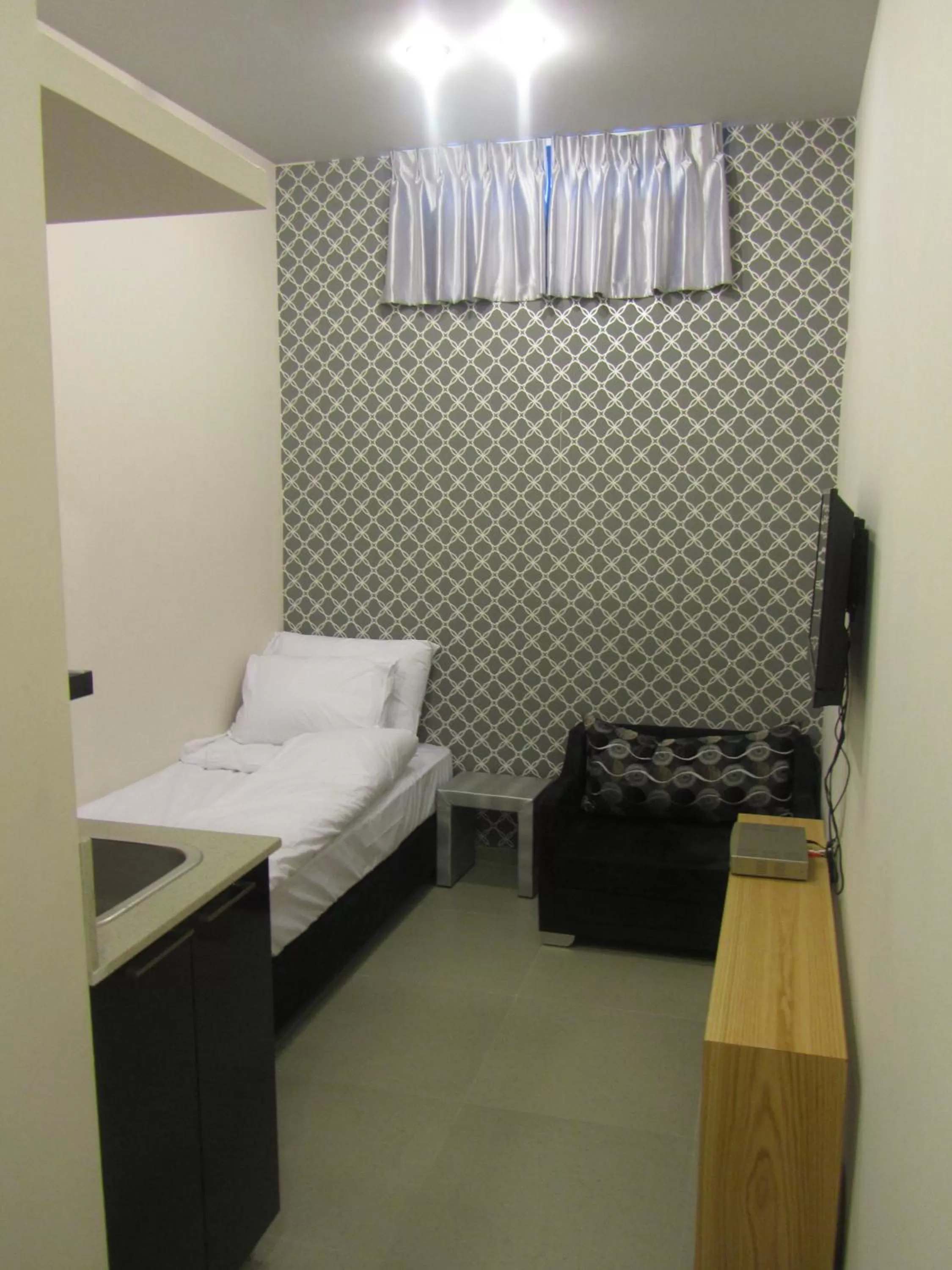 Economy Single Room (1 Adult) in Hillel 11 Hotel