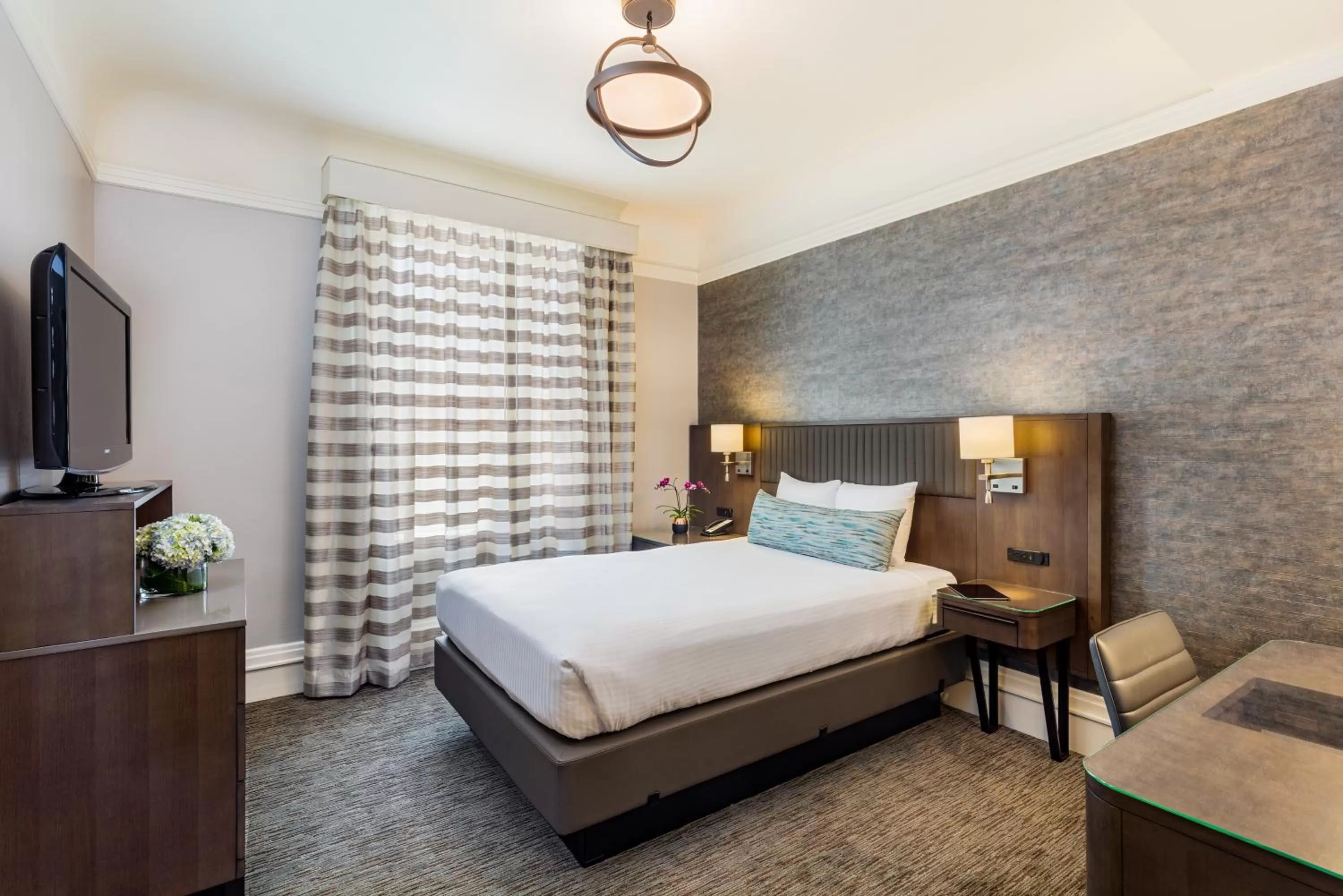 Petite Double Room in Handlery Union Square Hotel