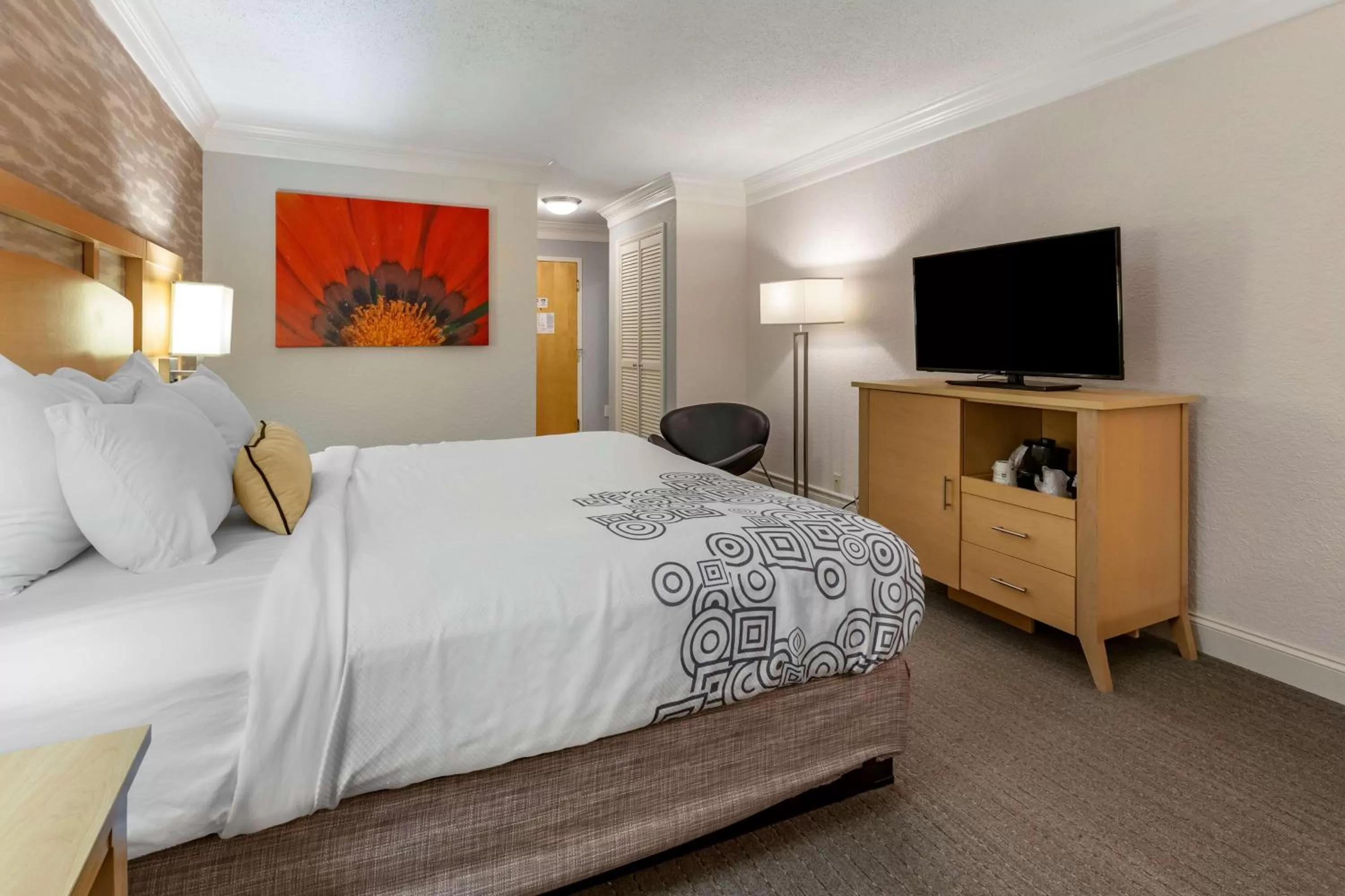 King Room - Non-Smoking in Best Western Plus University Inn