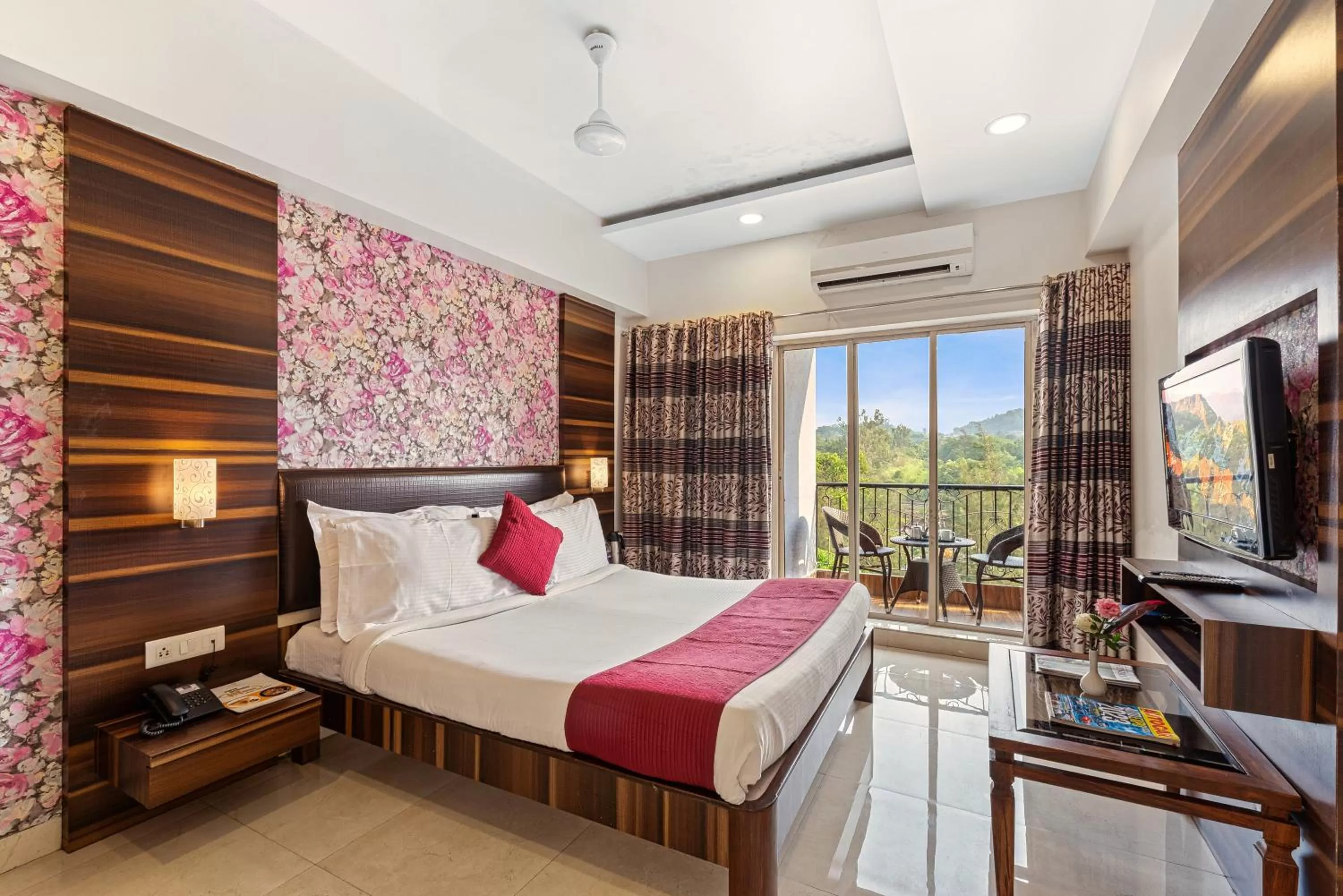 Suite in Mayur Retreat & Spa