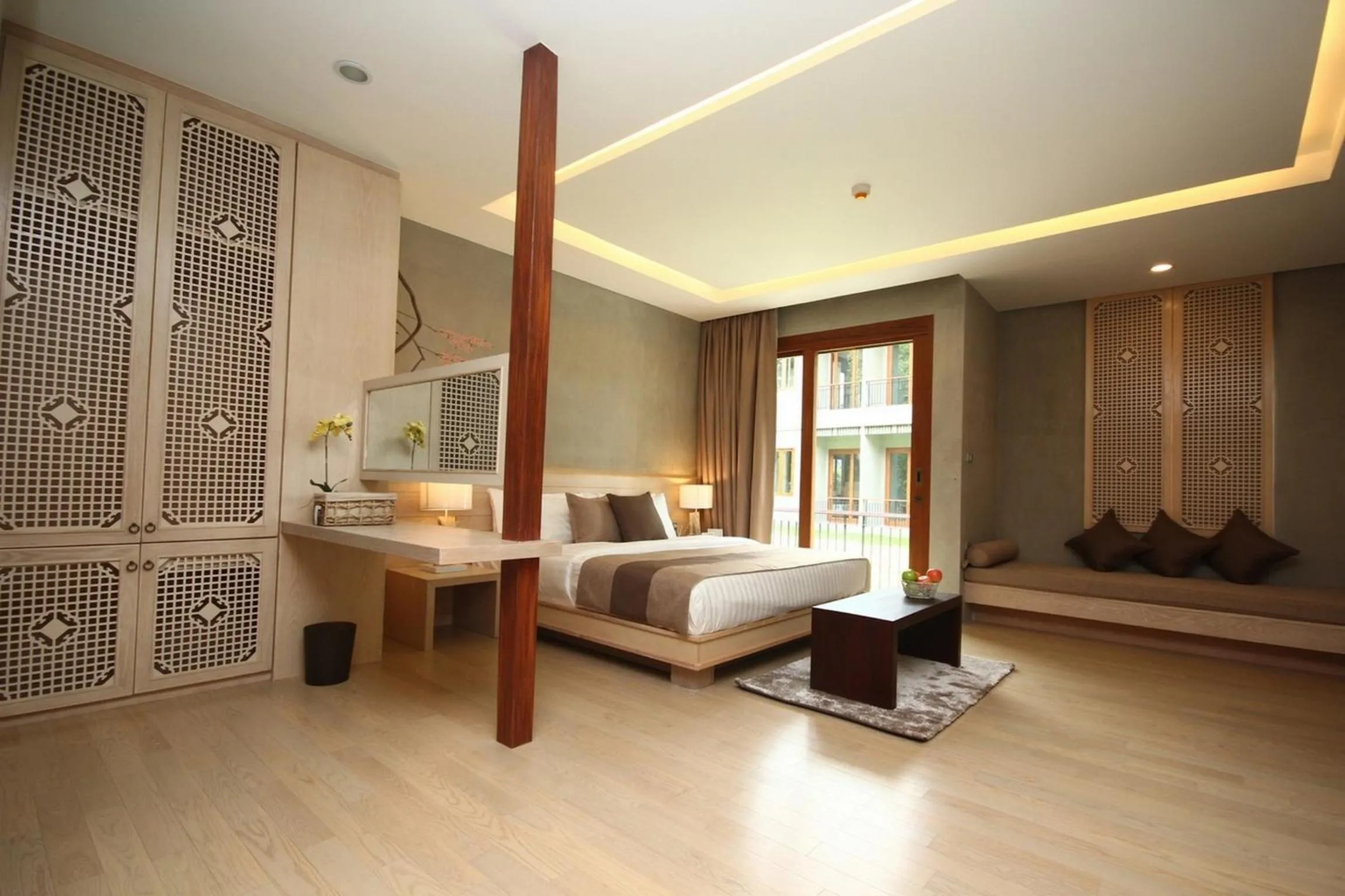 Deluxe King Room in Chu Hotel