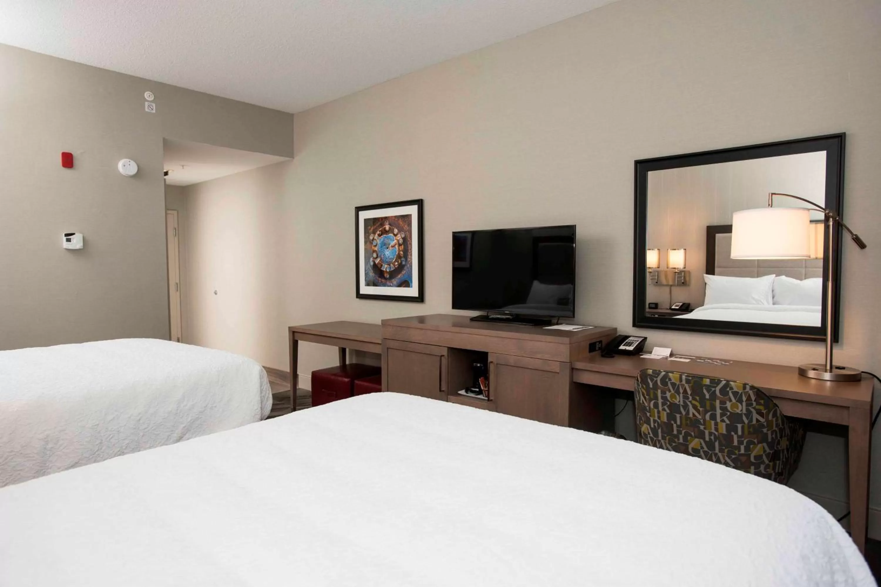 Queen Room with Two Queen Beds - Non-Smoking in Hampton Inn & Suites by Hilton Thunder Bay