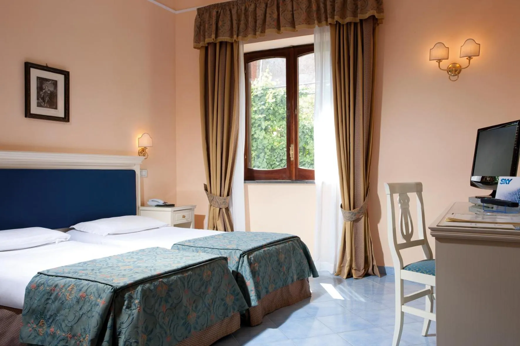 Standard Double or Twin Room in Hotel Iaccarino