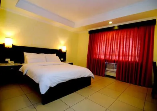 Standard Double or Twin Room in MO2 Westown Hotel - Mandalagan