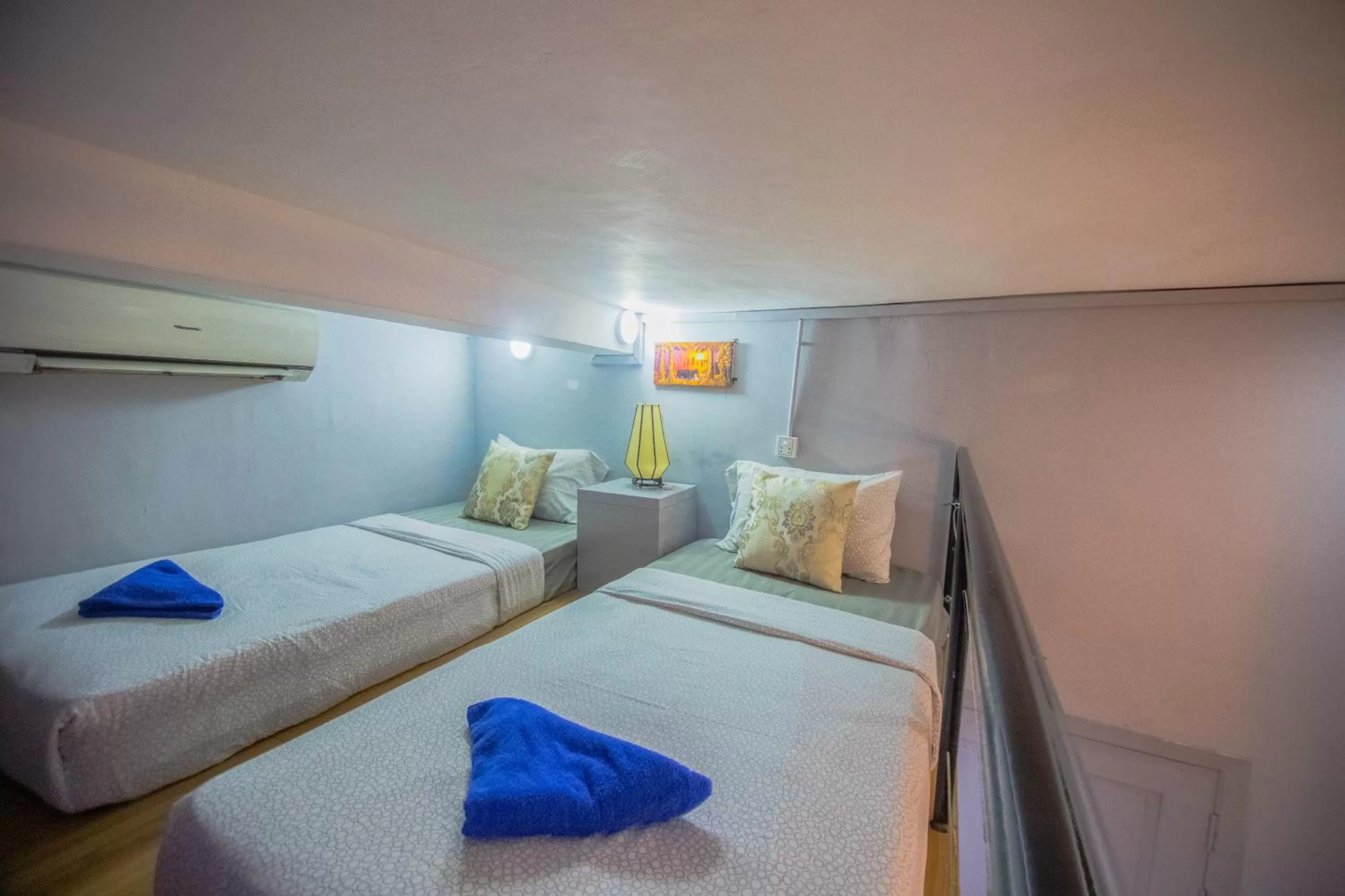 Standard Twin Duplex Room in The Artist Residence