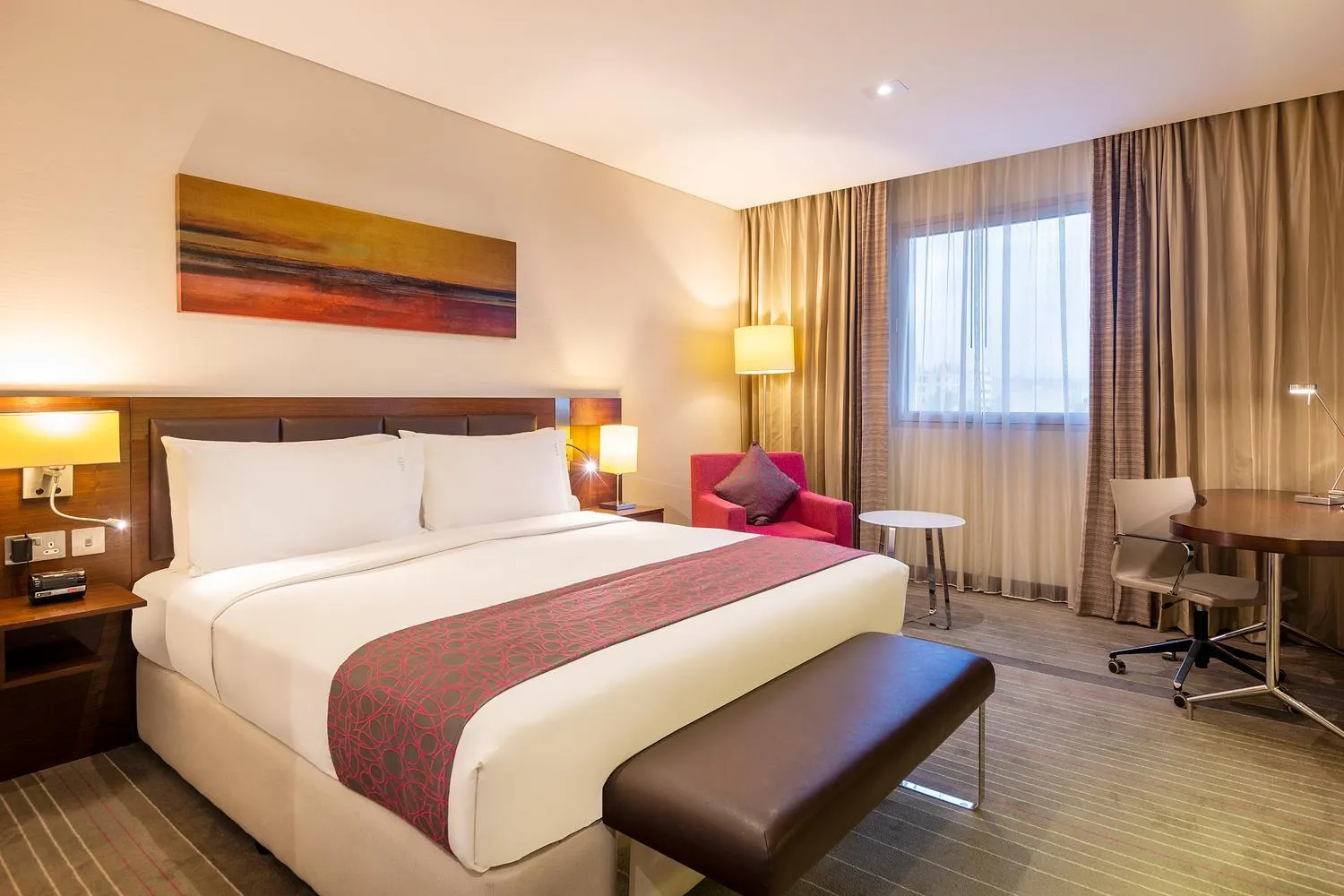 Standard King Room in Holiday Inn Muscat AlSeeb by IHG
