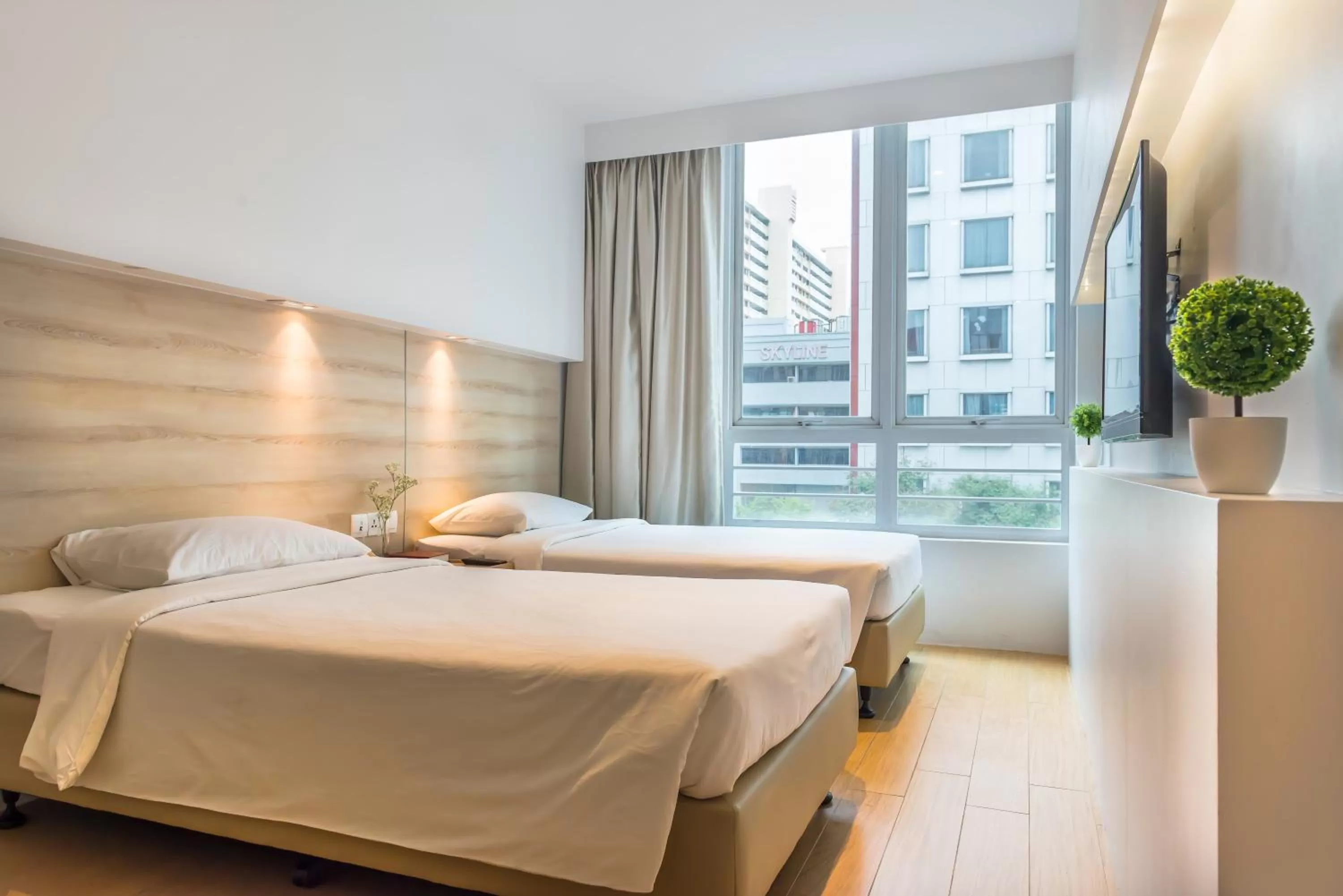 Deluxe Connecting Room in Summer View Hotel