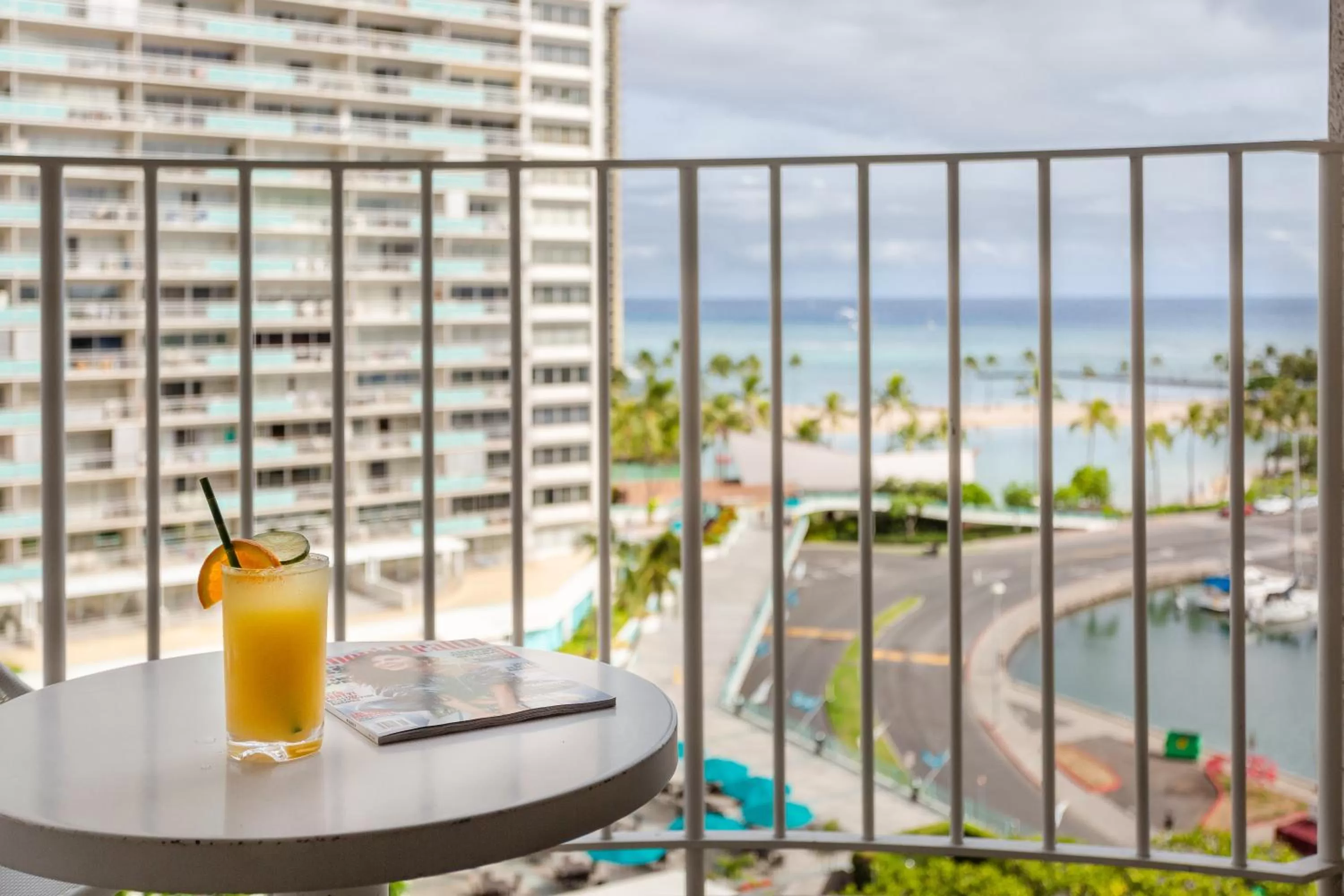 1BR 2BA Ocean View Room in Hilton Vacation Club The Modern Honolulu