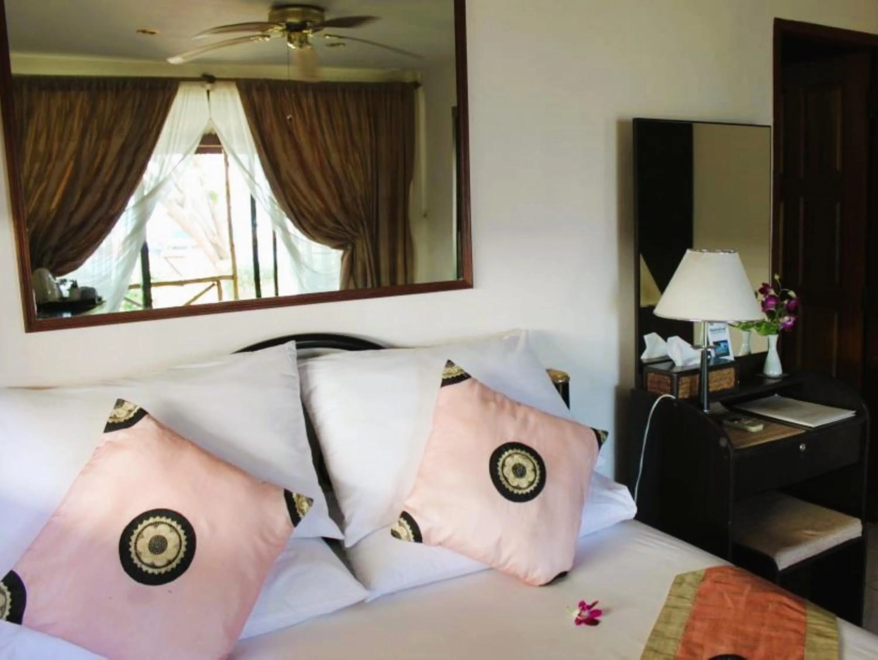 Bungalow  with Sea view in The Waterfront Hotel at Fisherman's Village