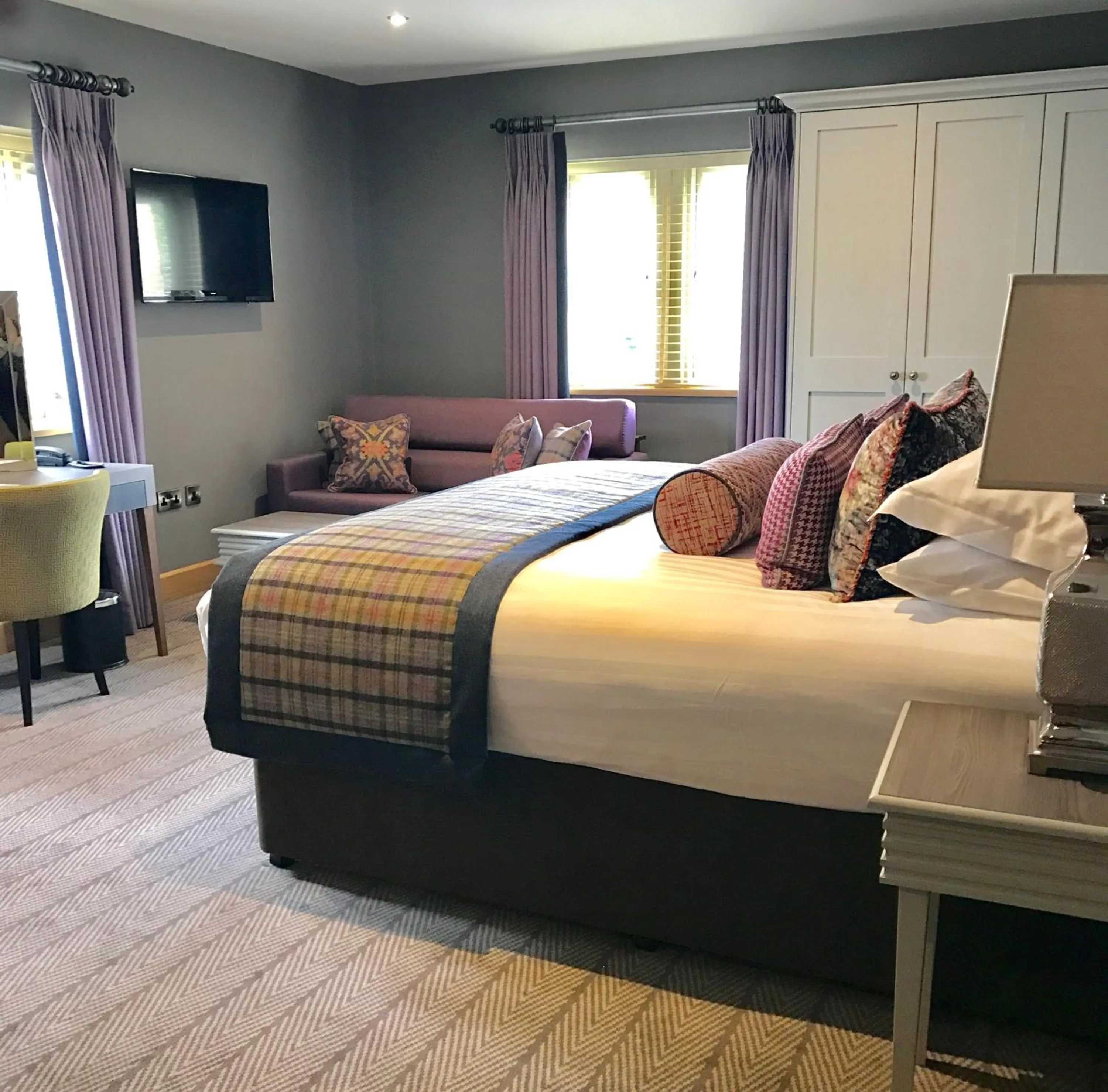 Junior Suite in Fence Gate Lodge